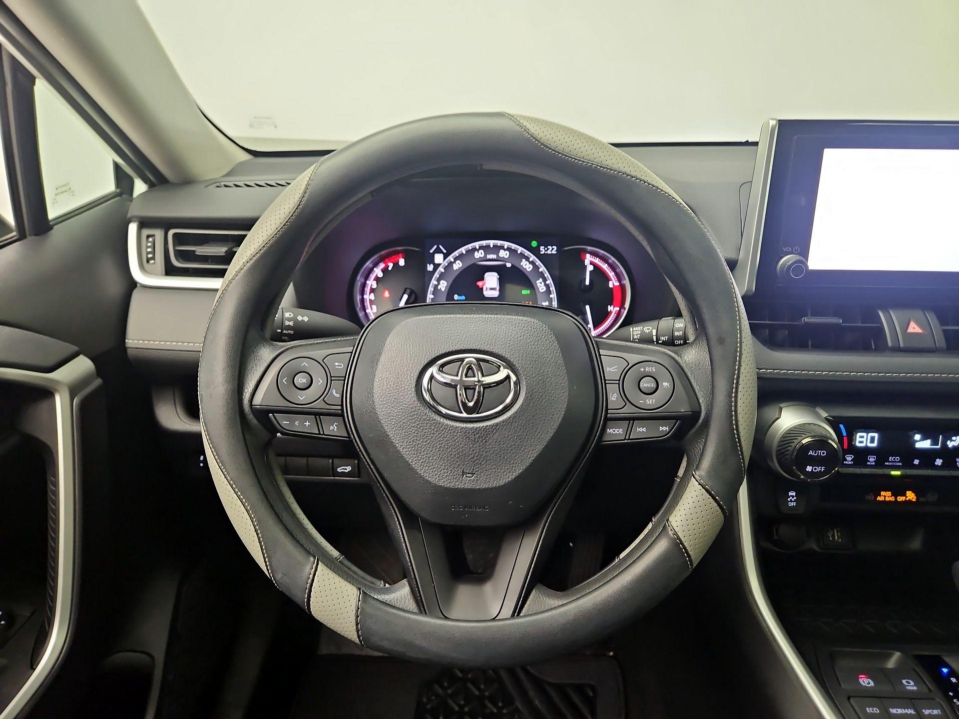 Thumbnail: 2024 Toyota RAV4 - 10