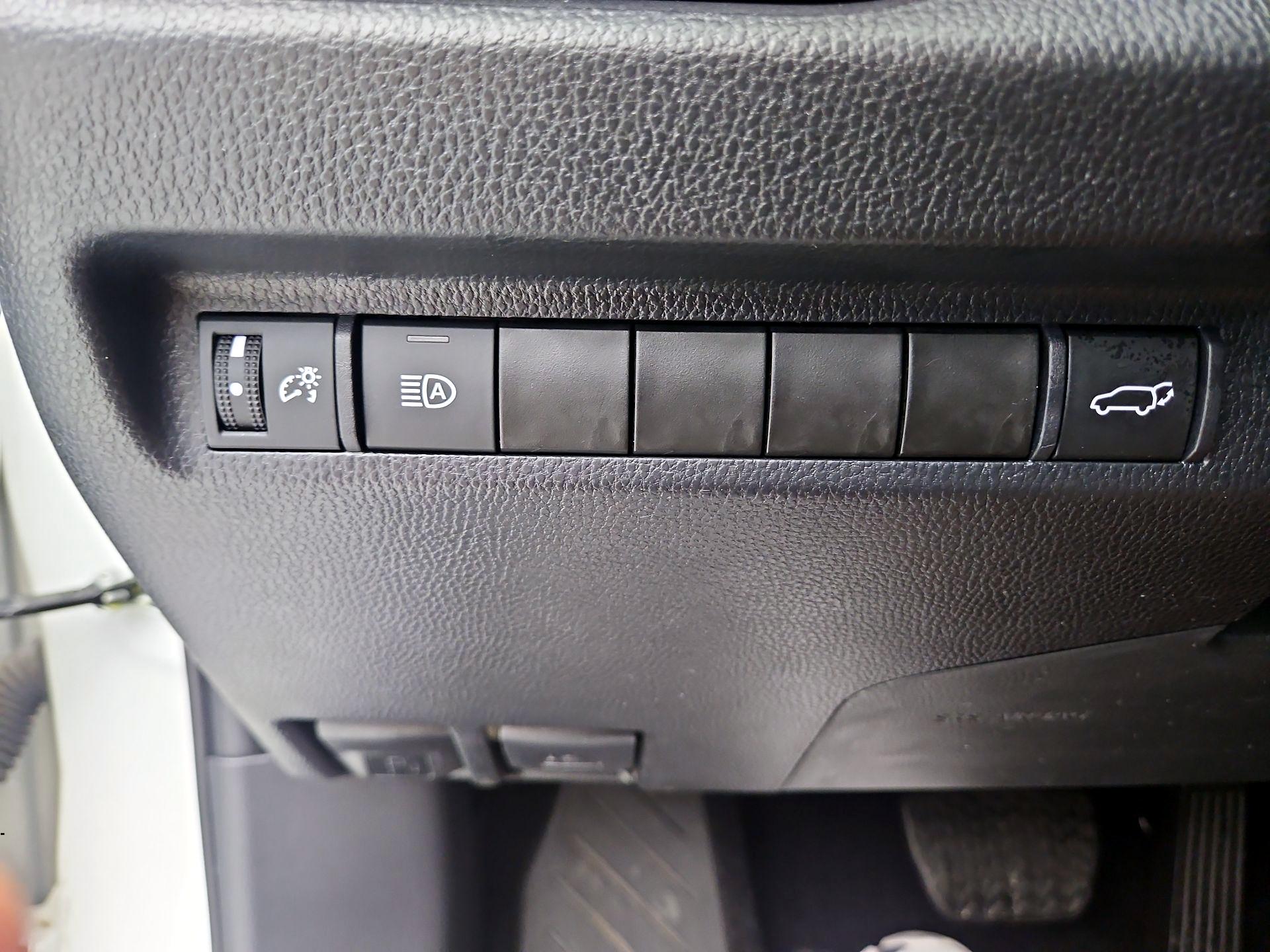 Thumbnail: 2024 Toyota RAV4 - 13