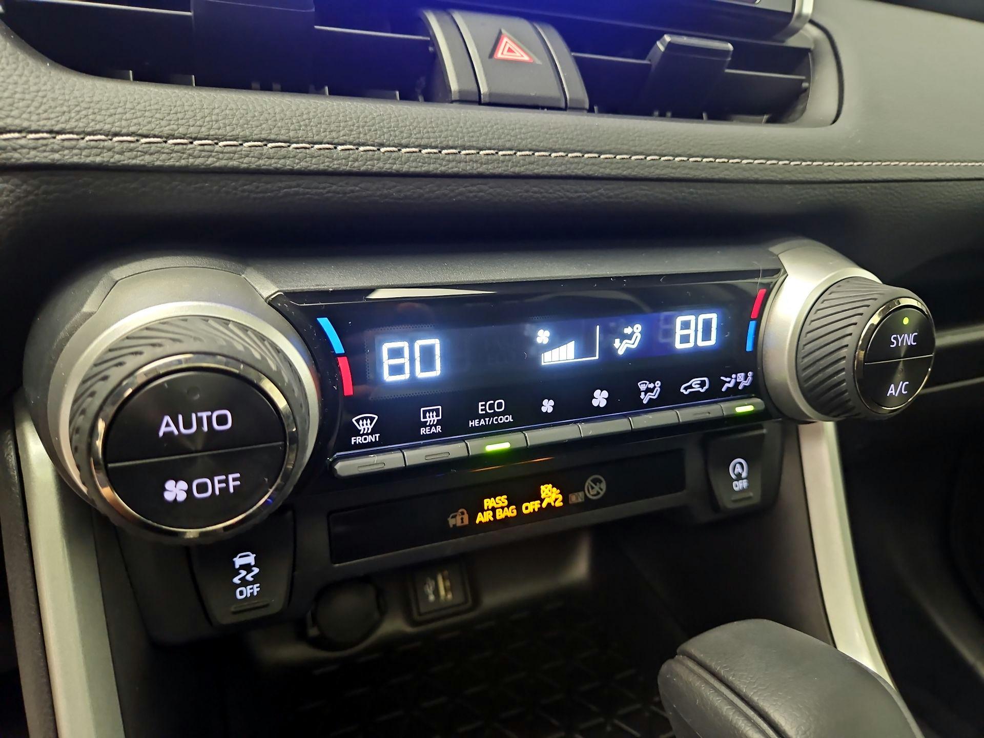 Thumbnail: 2024 Toyota RAV4 - 16