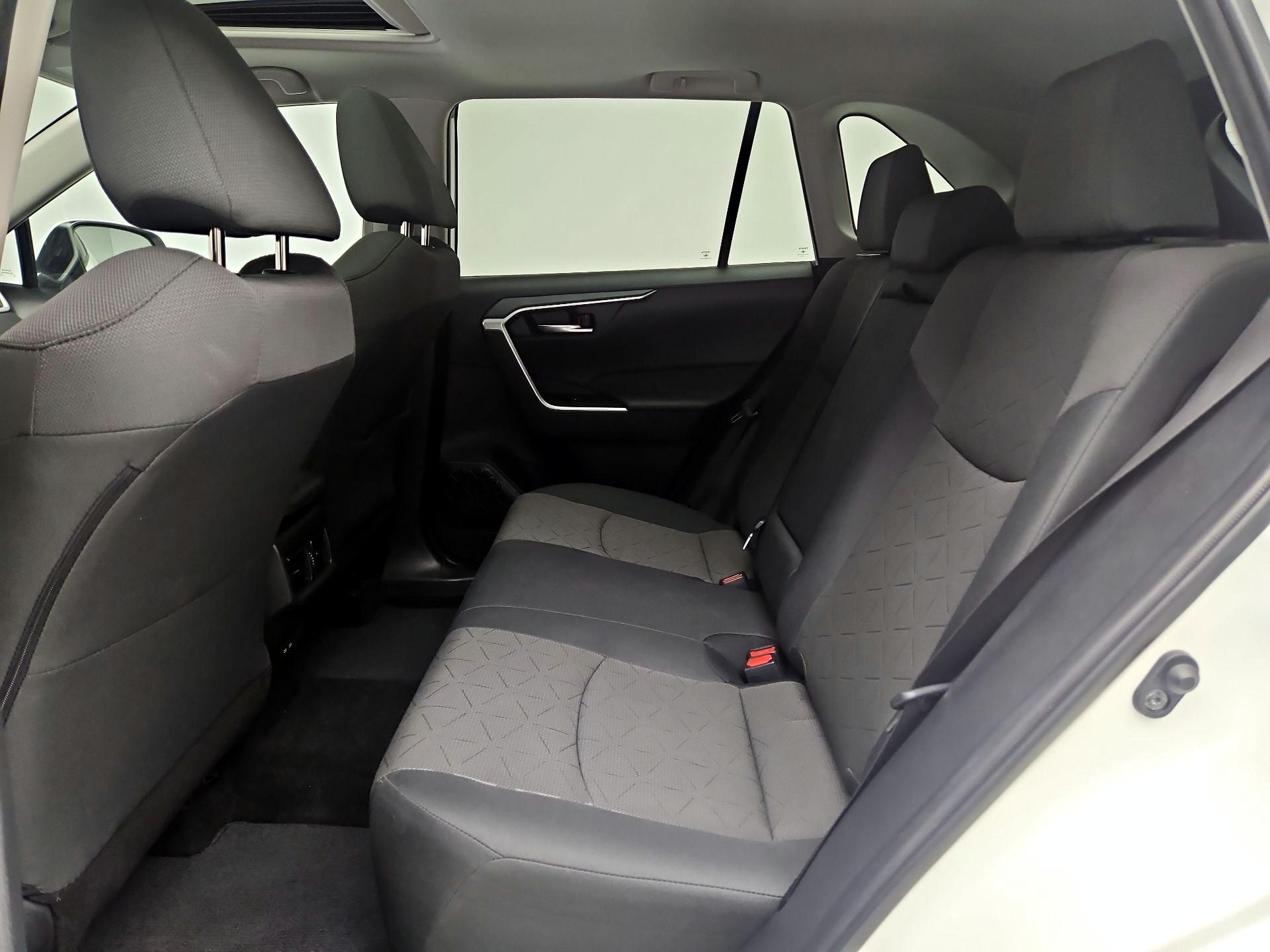 Thumbnail: 2024 Toyota RAV4 - 20