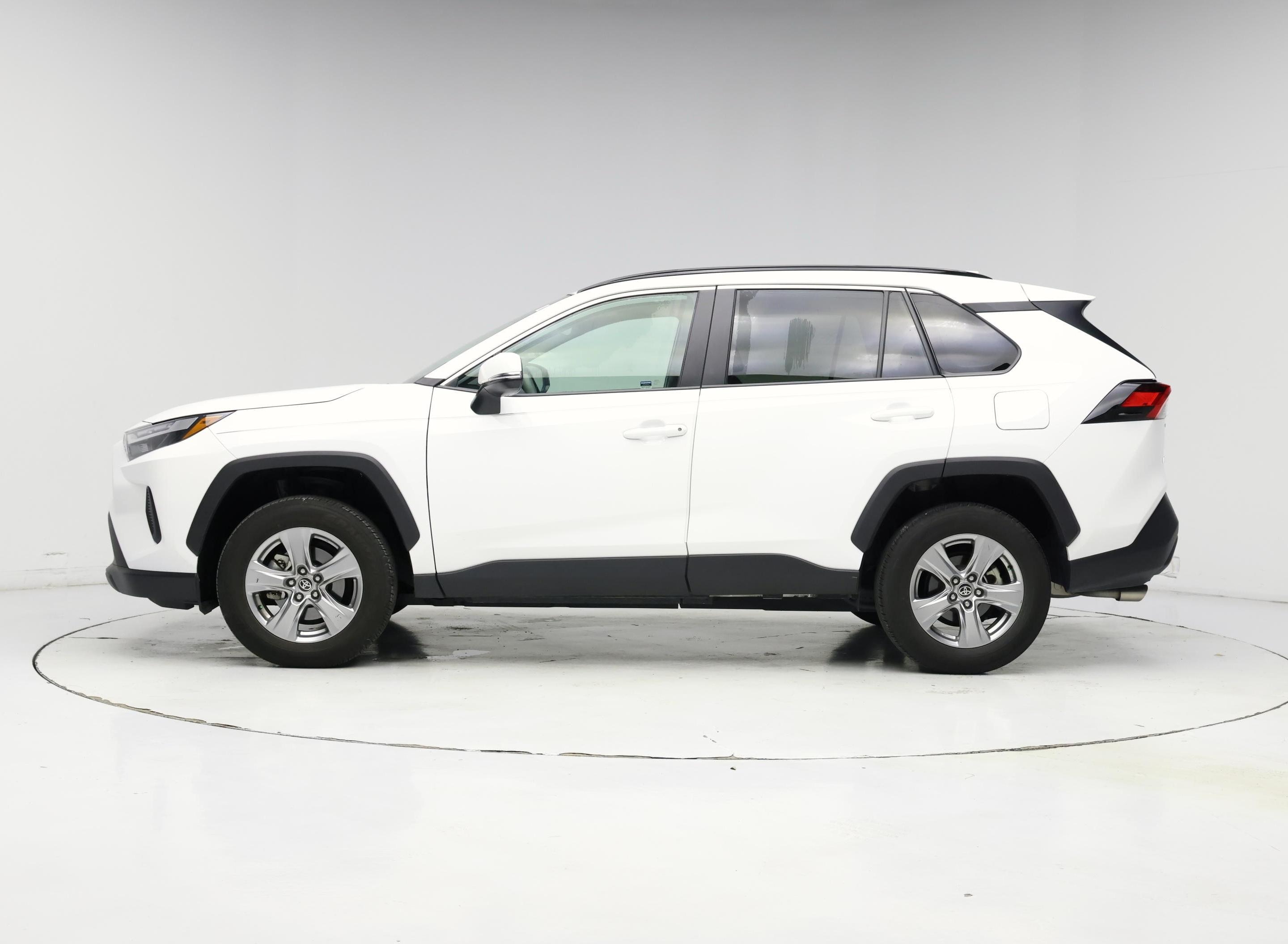 Thumbnail: 2024 Toyota RAV4 - 3