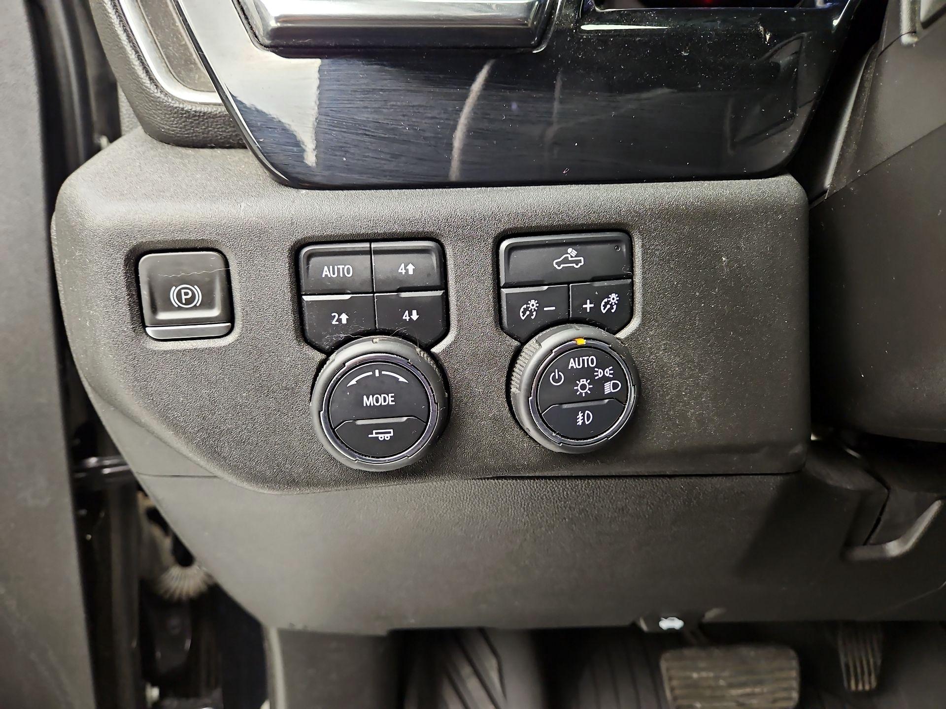 Thumbnail: 2023 Chevrolet Silverado 1500 - 13