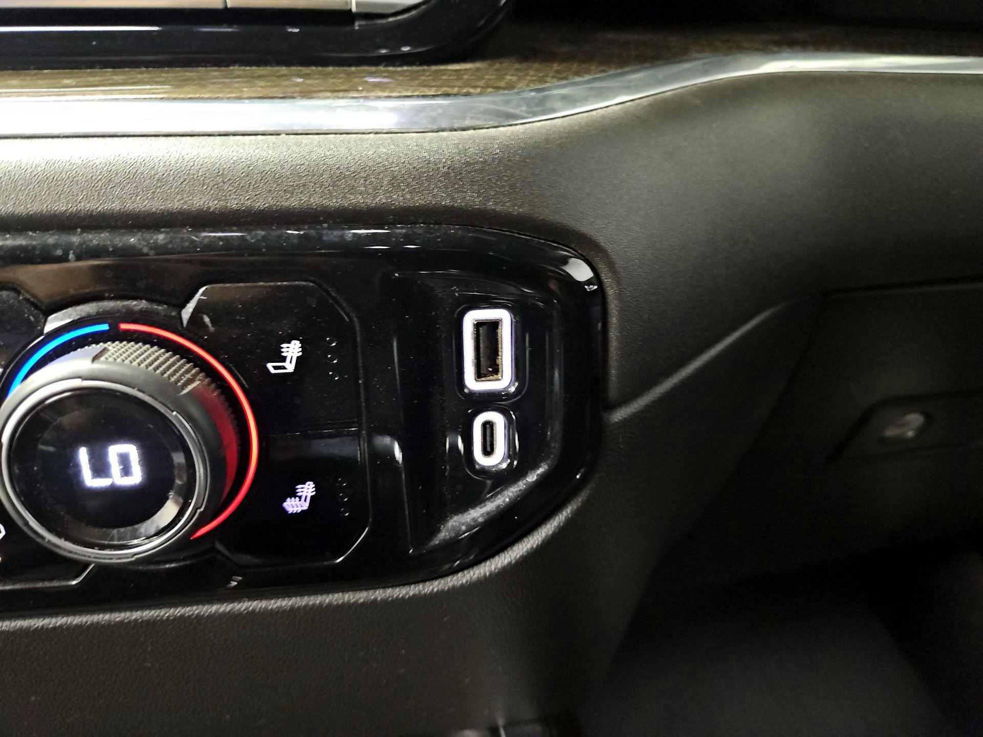 Thumbnail: 2023 Chevrolet Silverado 1500 - 18