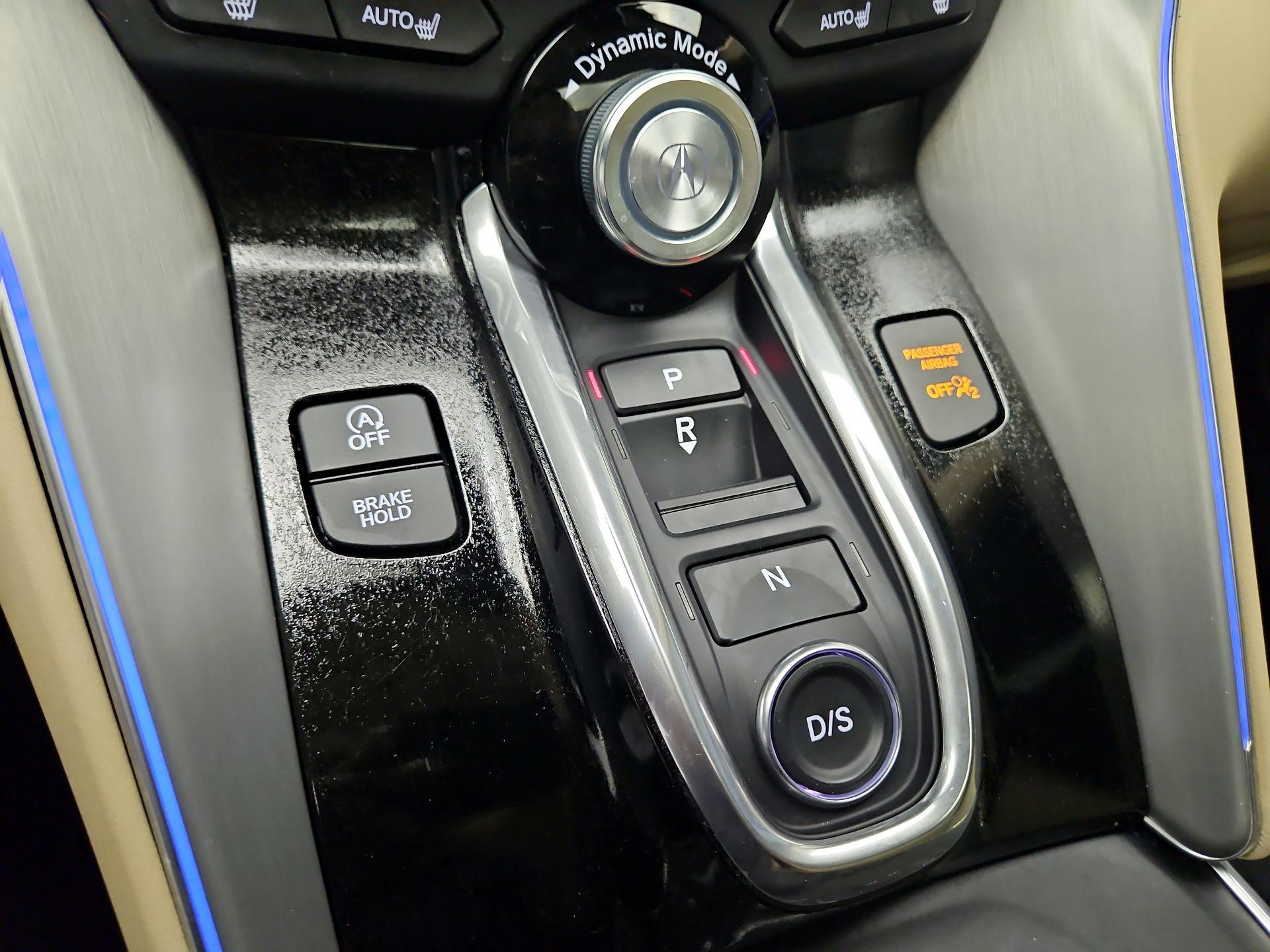 Thumbnail: 2022 Acura TLX - 18