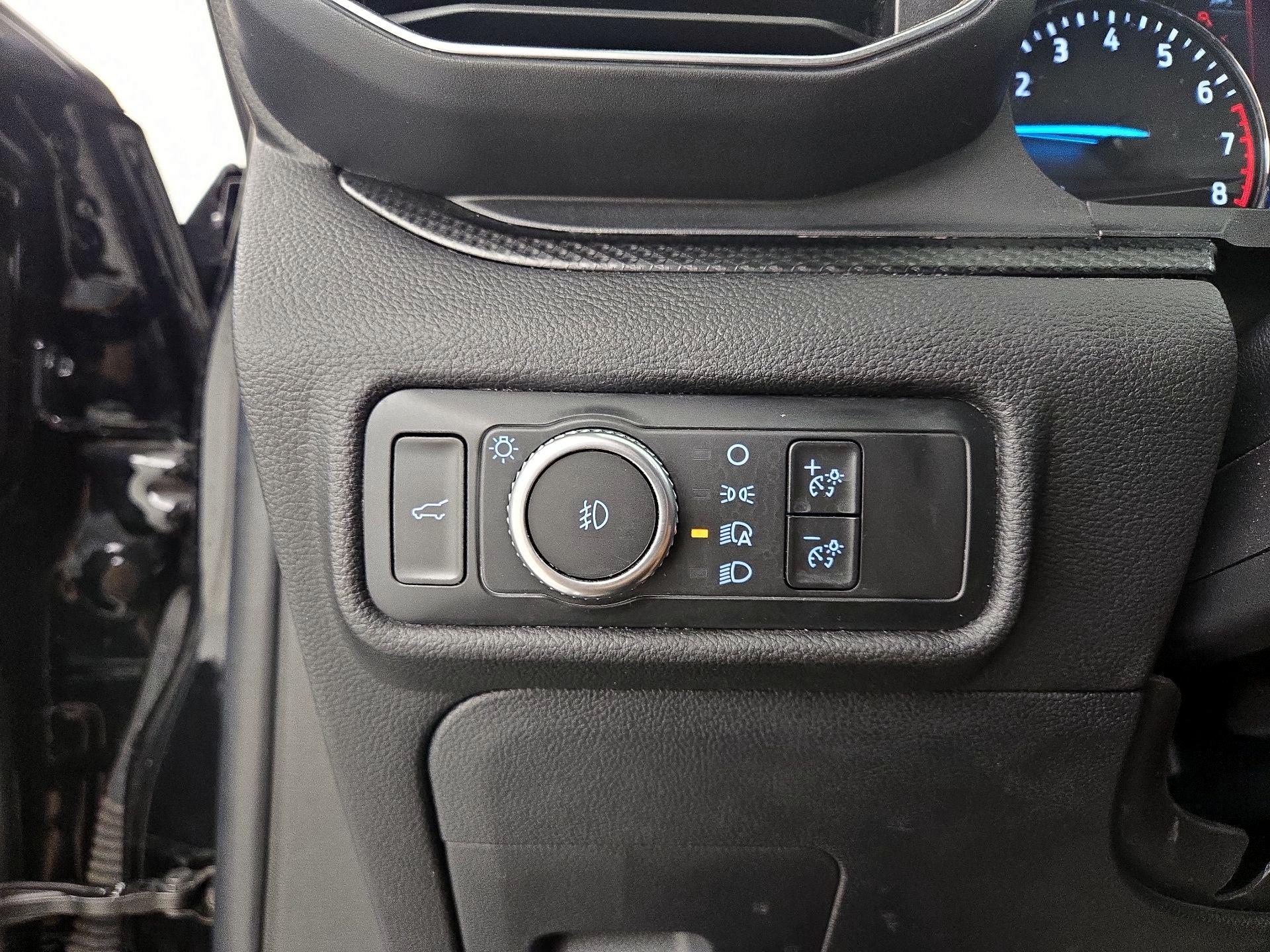 Thumbnail: 2022 Ford Explorer - 13