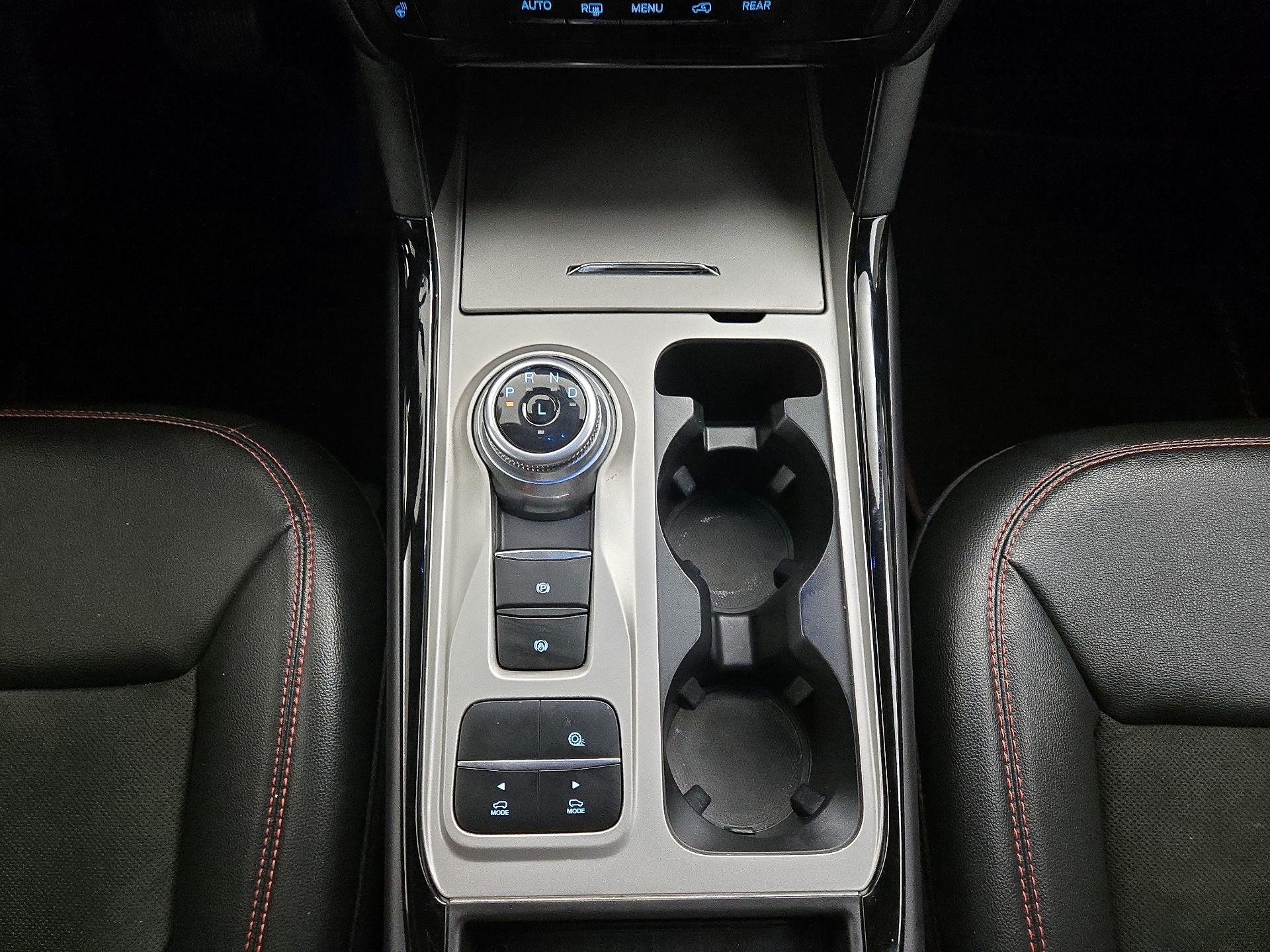 Thumbnail: 2022 Ford Explorer - 18