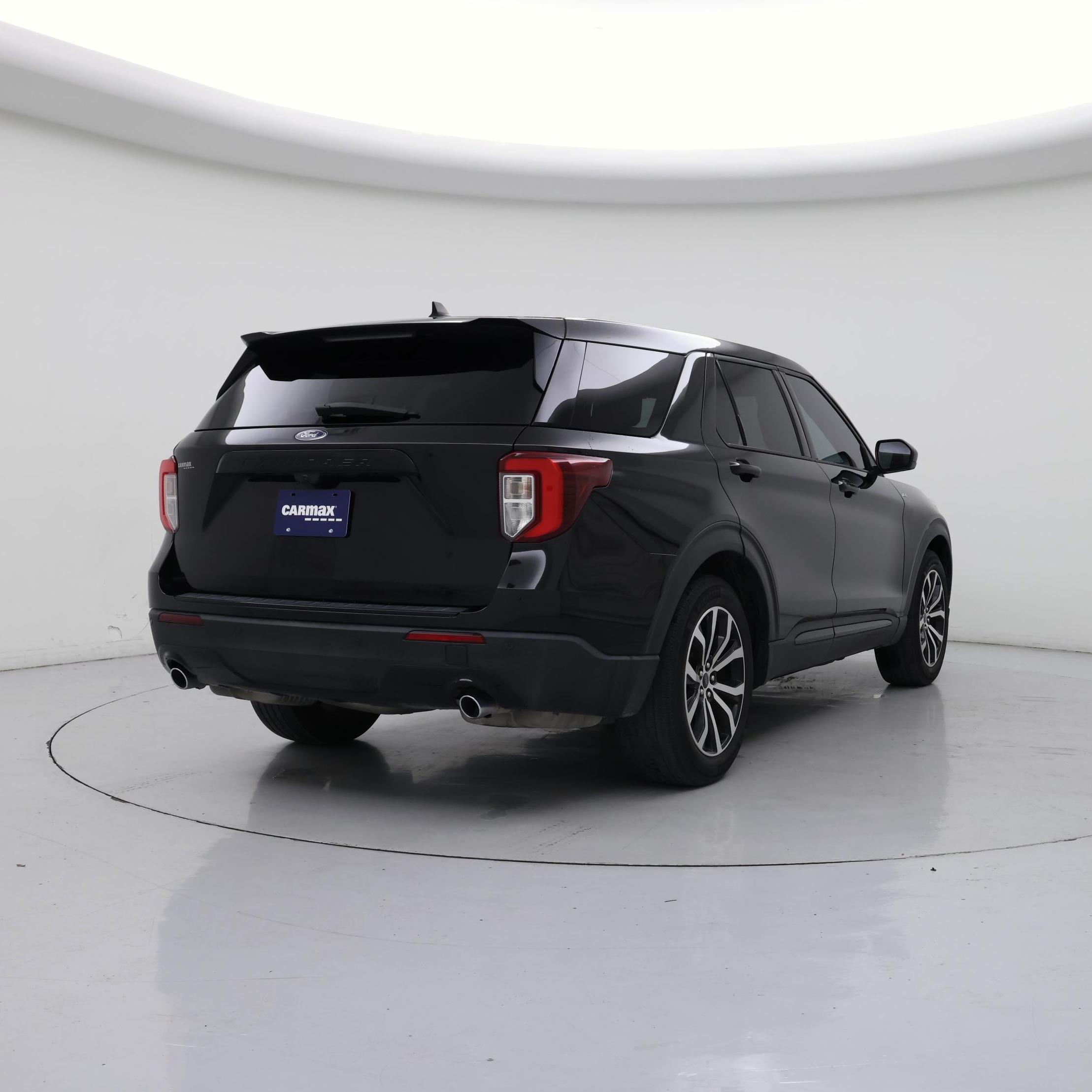 Thumbnail: 2022 Ford Explorer - 8