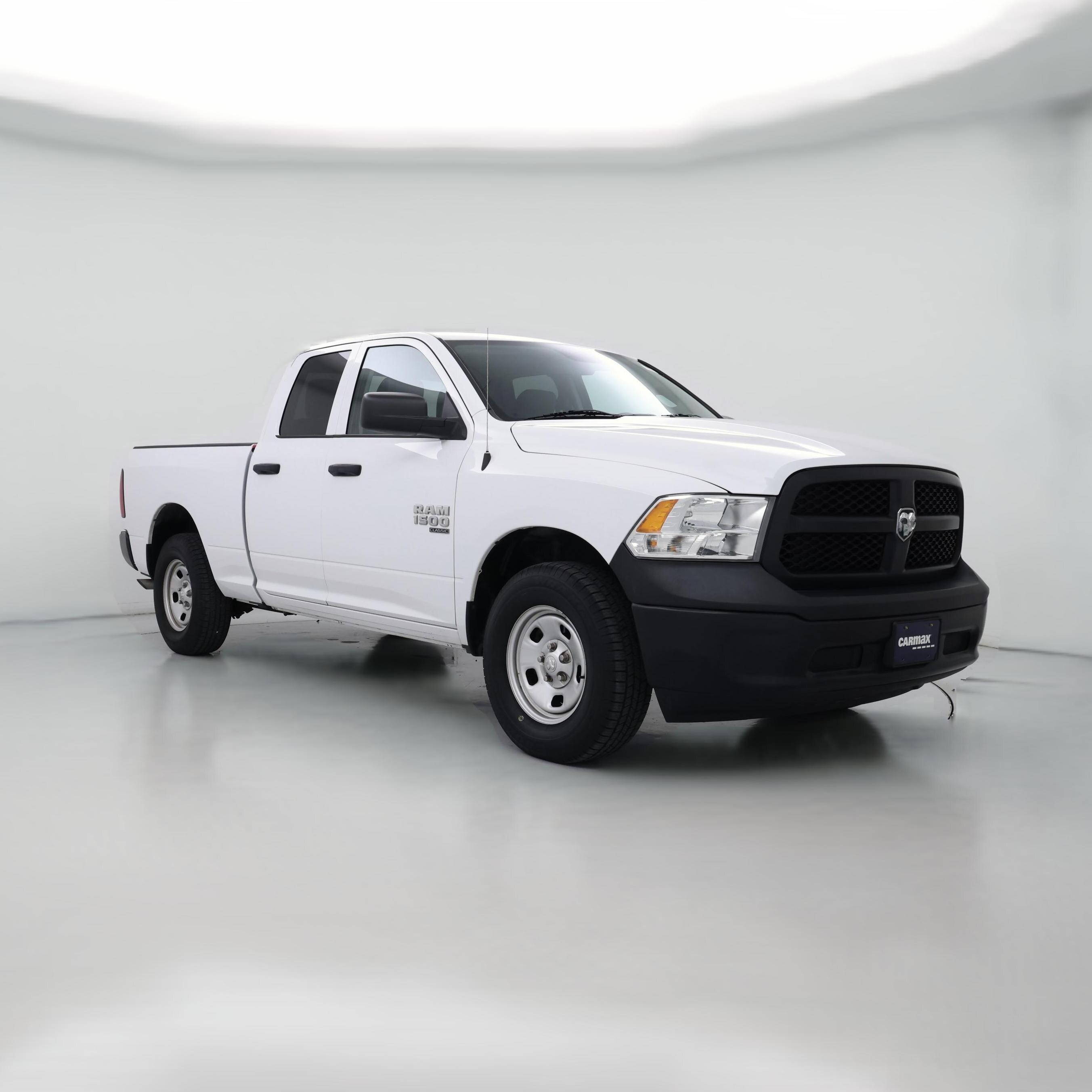 Thumbnail: 2022 RAM 1500 Classic - 1