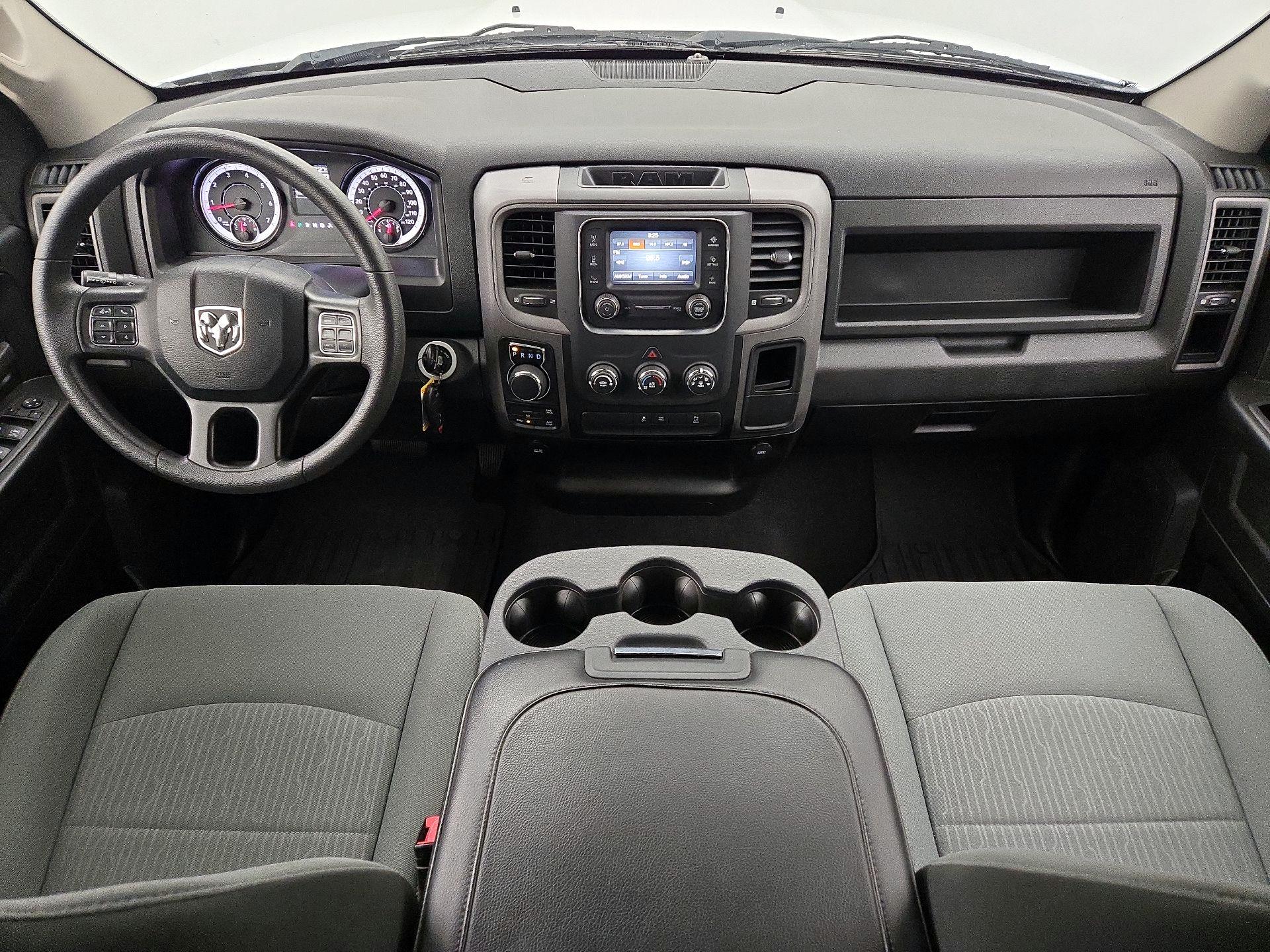 Thumbnail: 2022 RAM 1500 Classic - 9