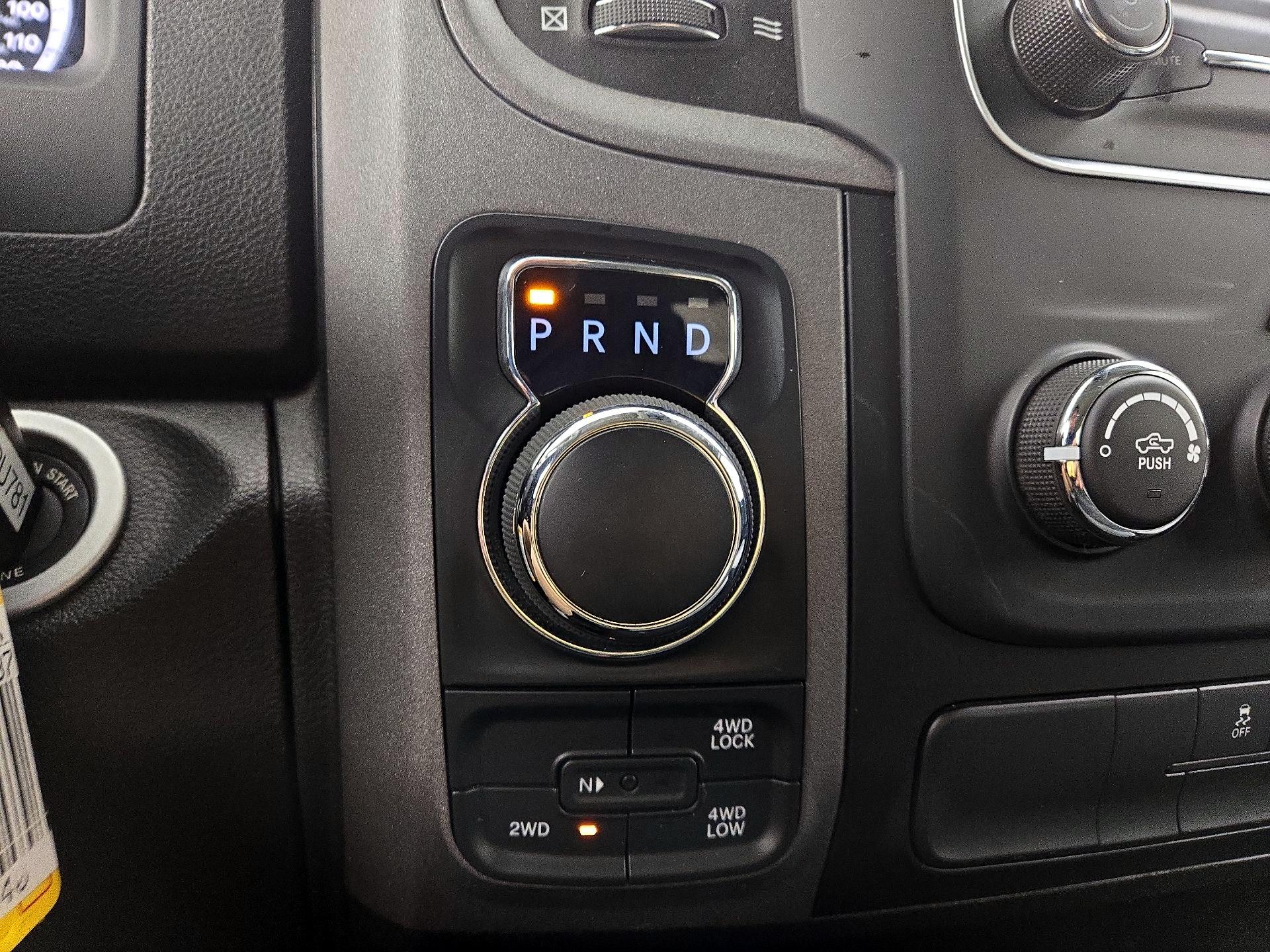 Thumbnail: 2022 RAM 1500 Classic - 17