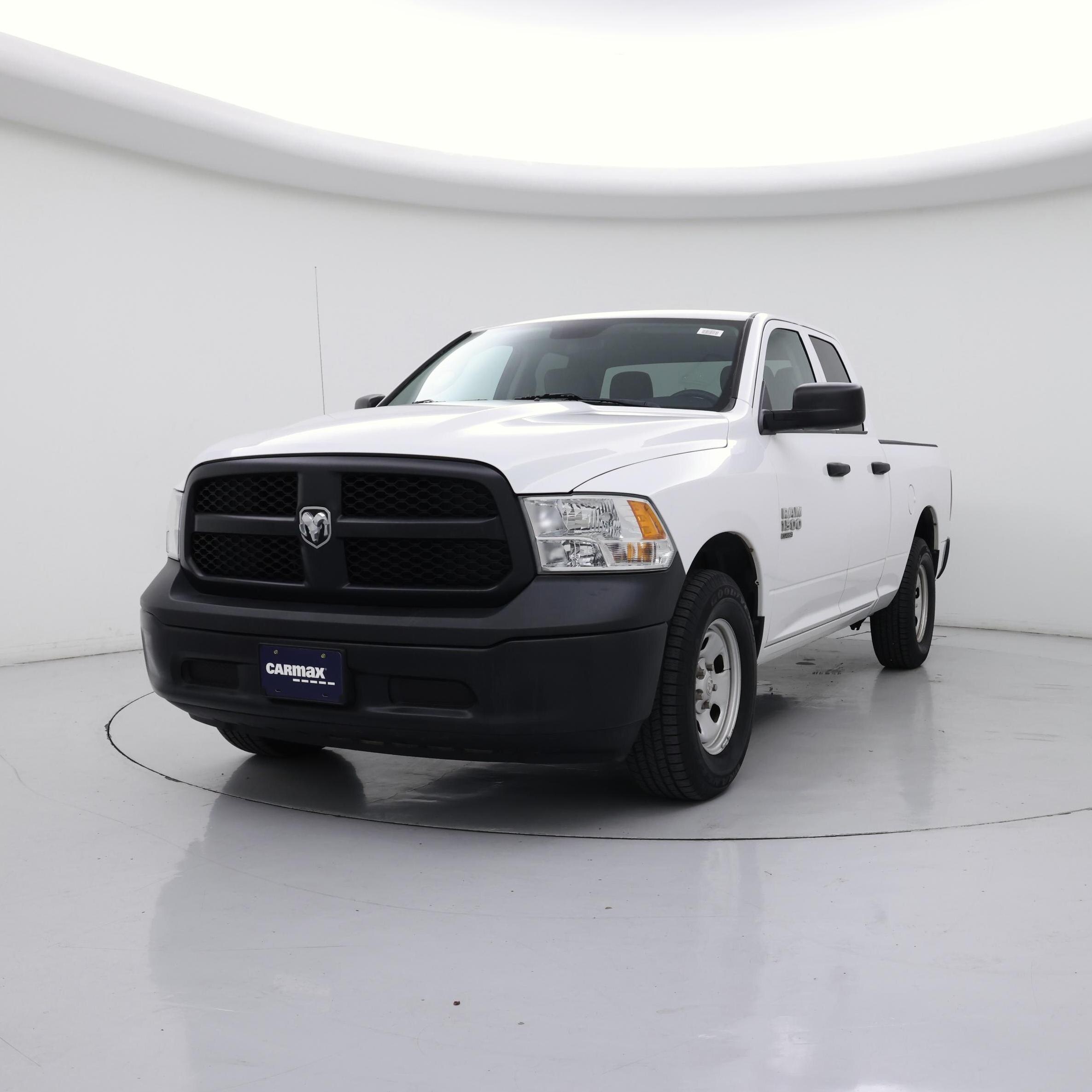 Thumbnail: 2022 RAM 1500 Classic - 4