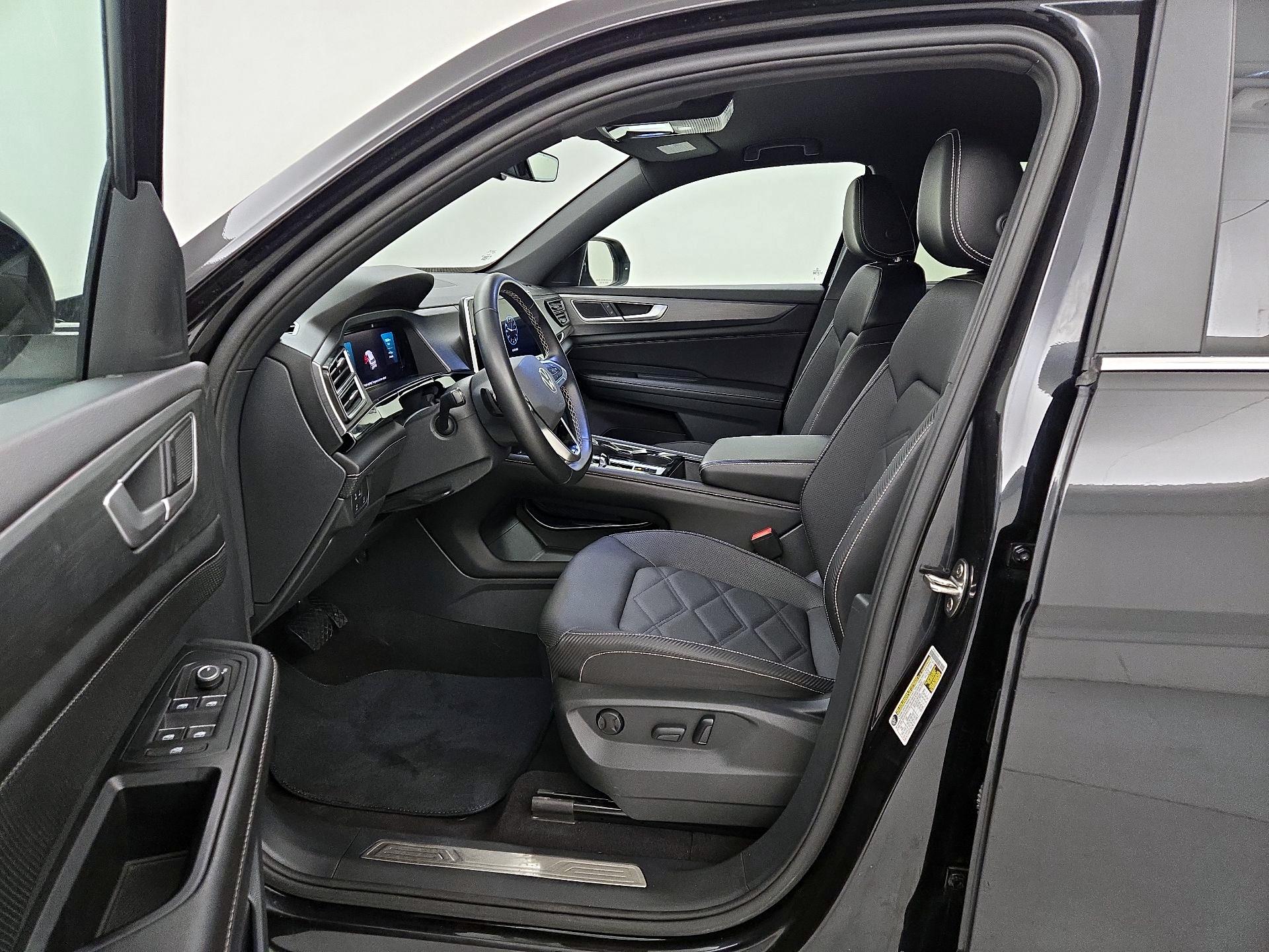 Thumbnail: 2024 Volkswagen Atlas - 11