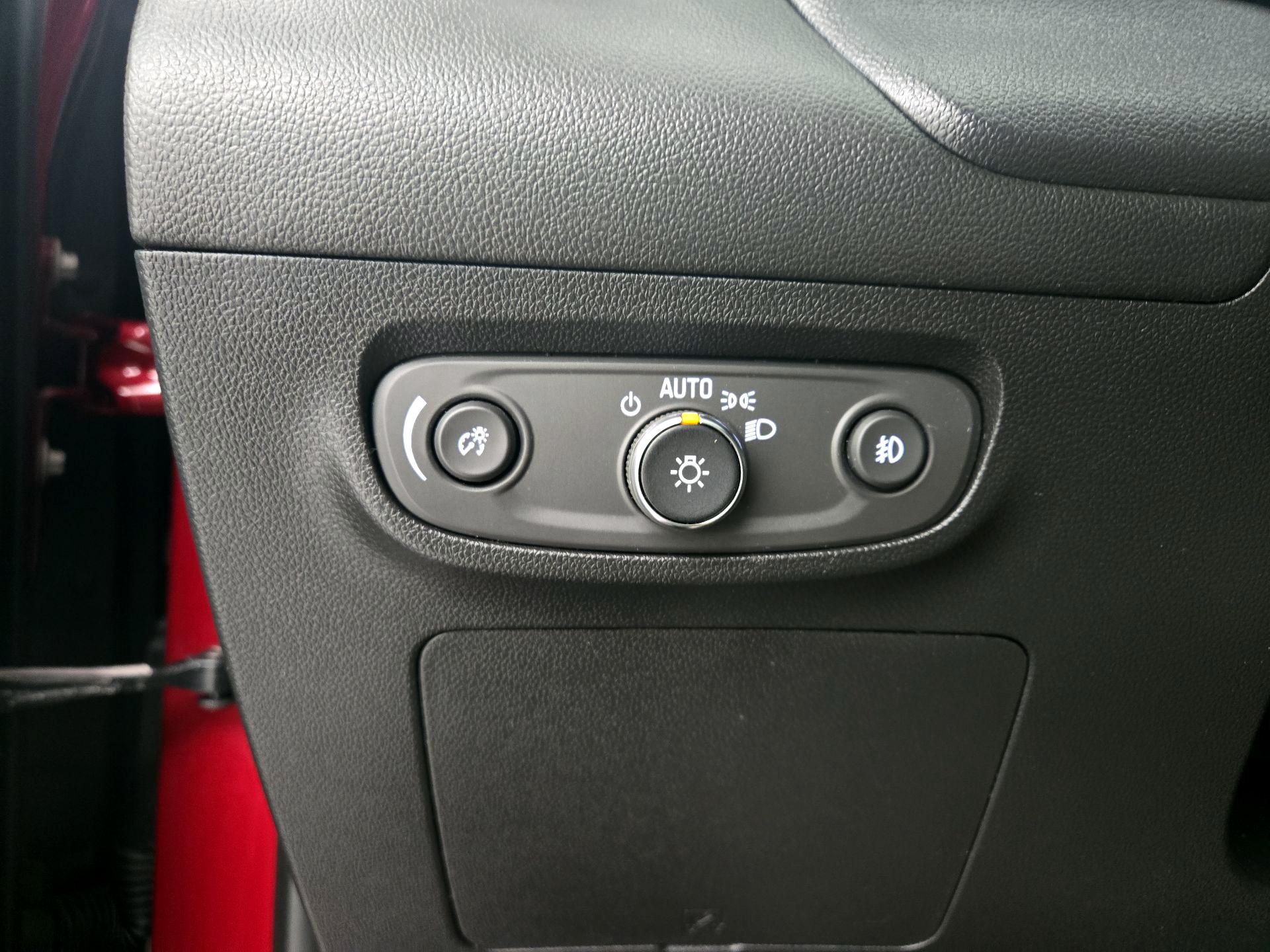 Thumbnail: 2021 Buick Encore GX - 13