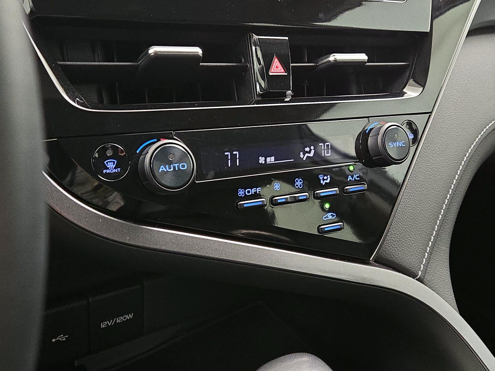 Thumbnail: 2023 Toyota Camry - 16