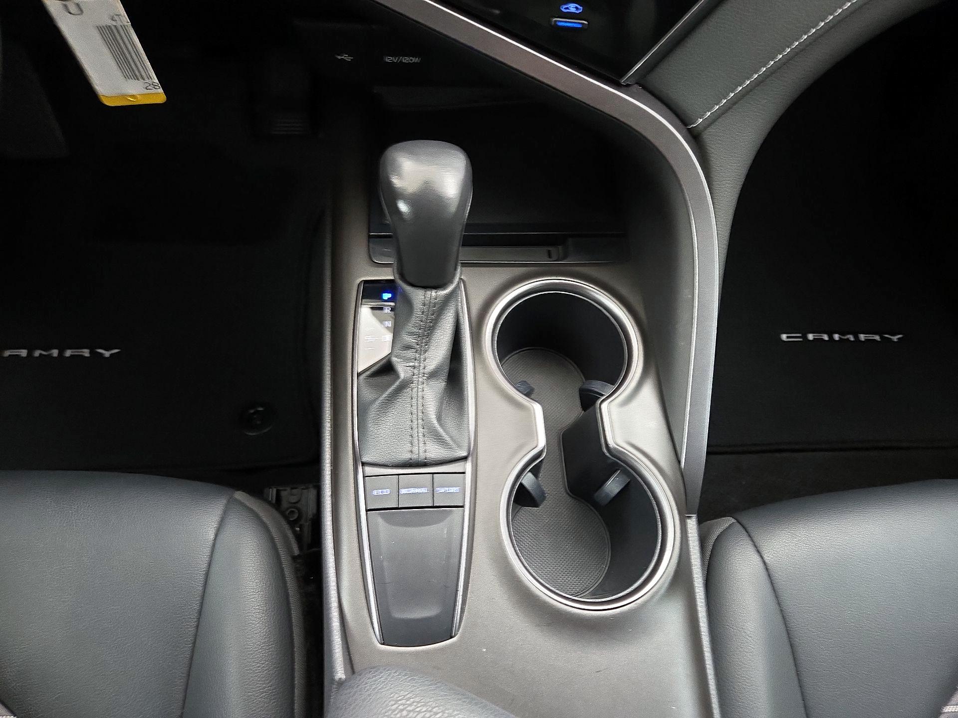 Thumbnail: 2023 Toyota Camry - 17