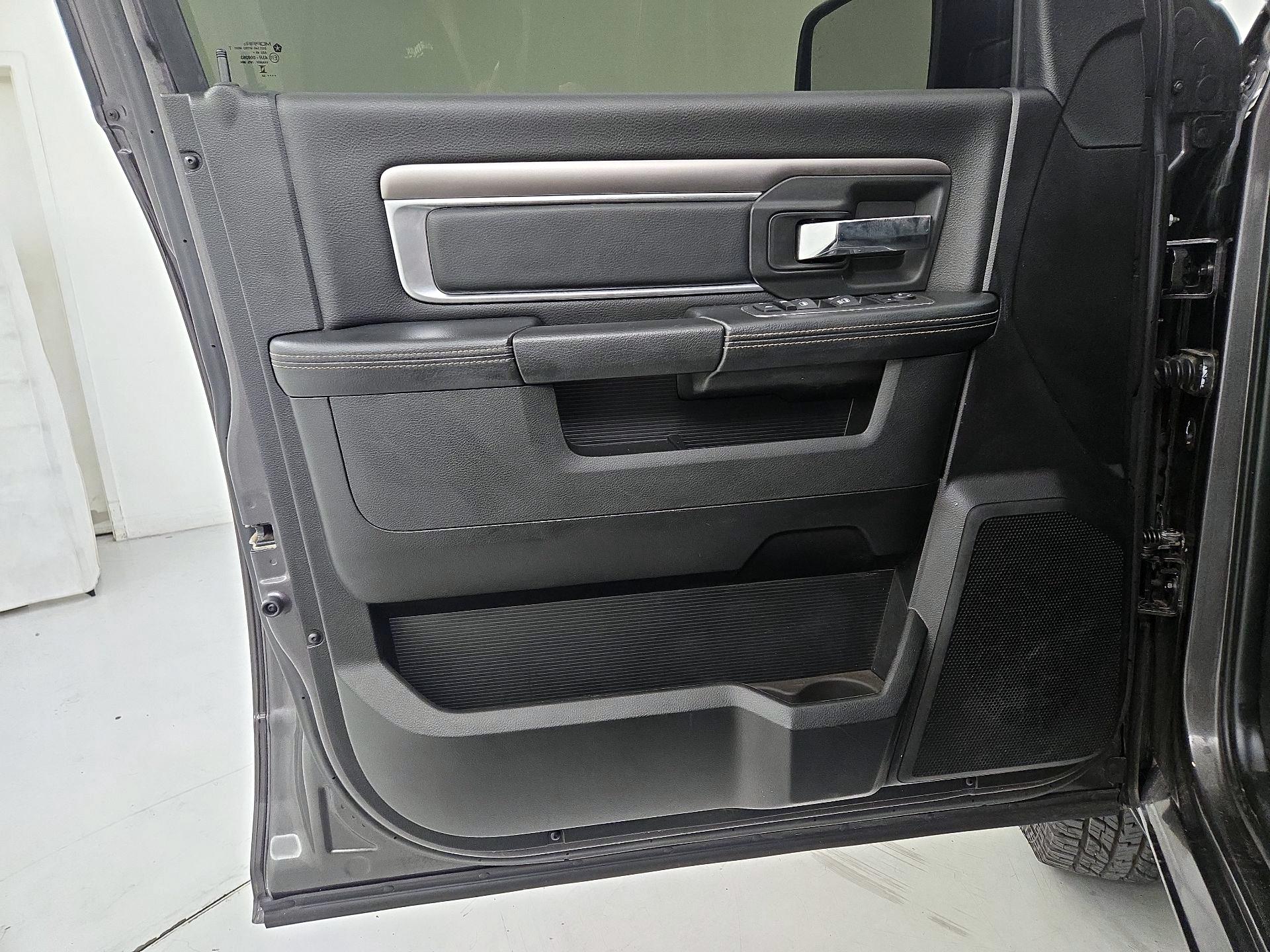 Thumbnail: 2024 RAM 1500 Classic - 12