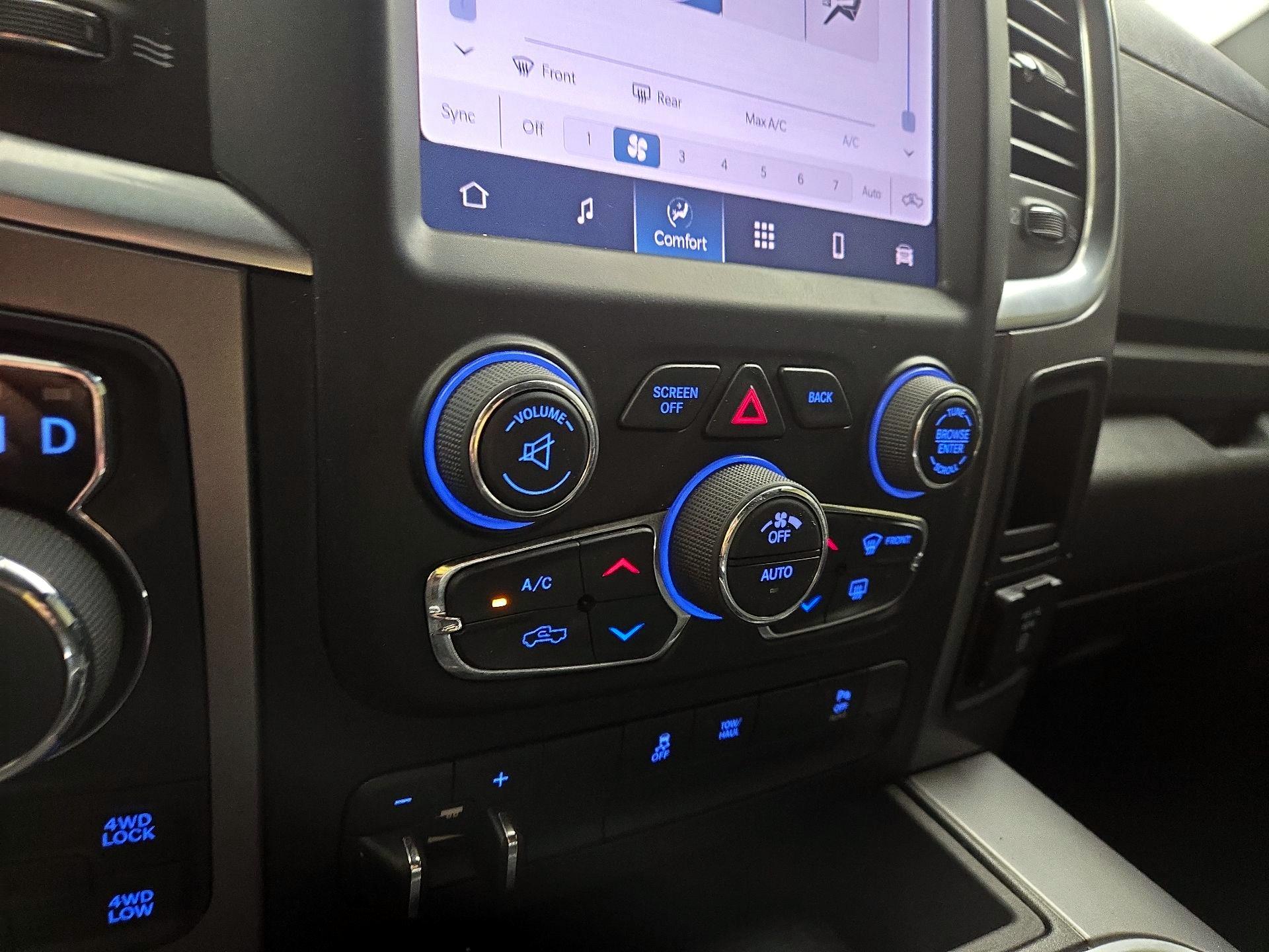 Thumbnail: 2024 RAM 1500 Classic - 16