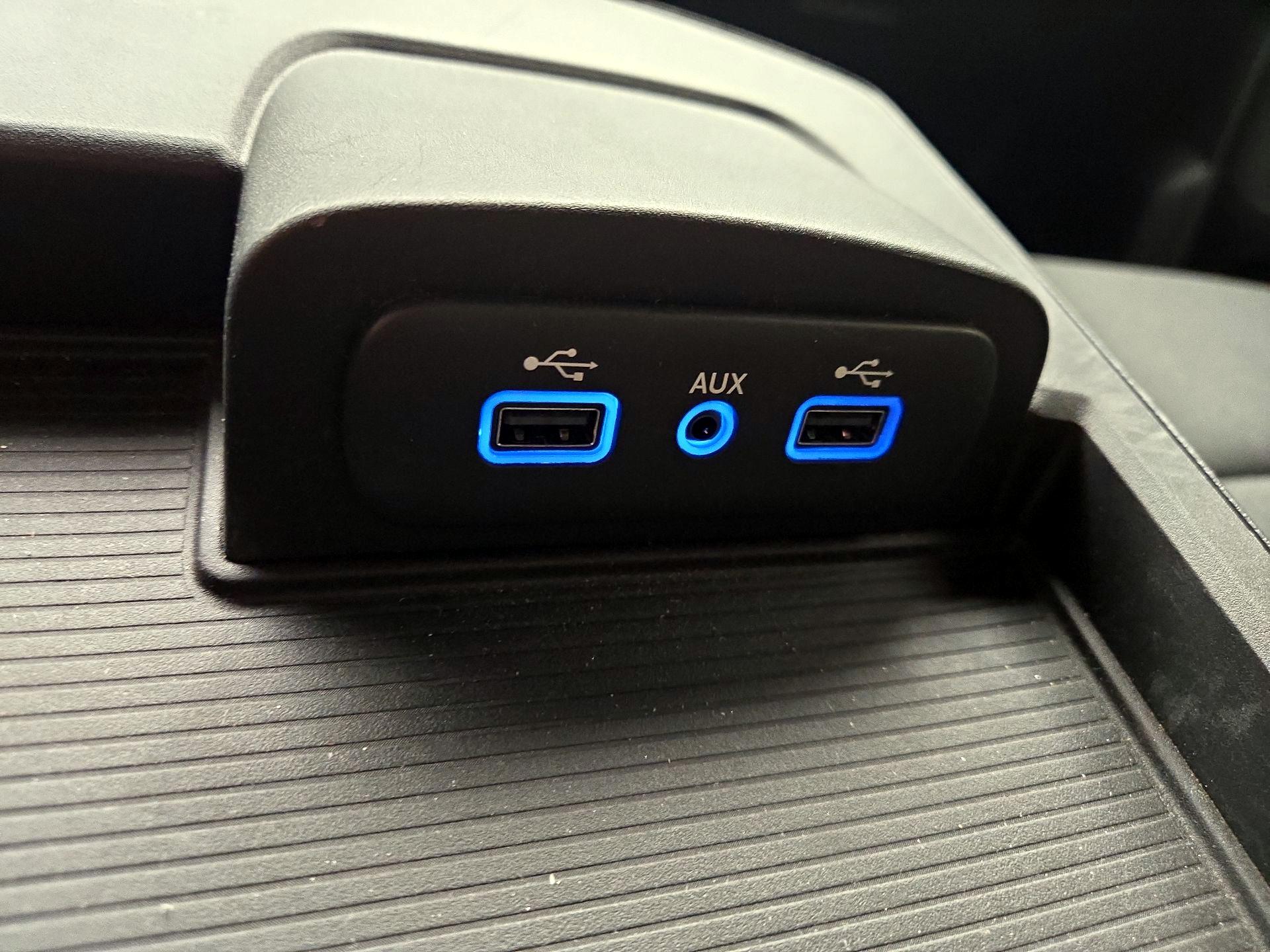 Thumbnail: 2024 RAM 1500 Classic - 18