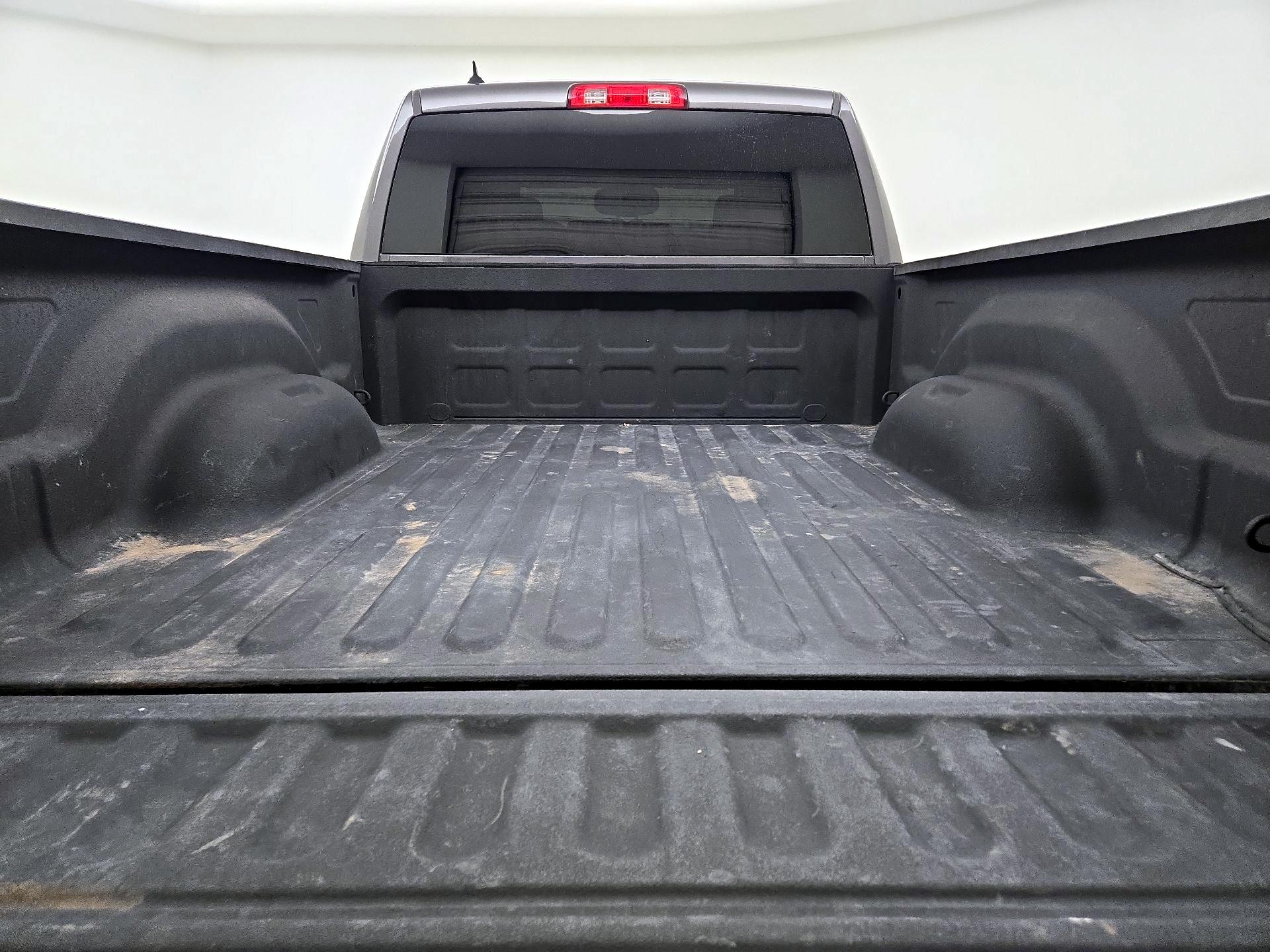 Thumbnail: 2024 RAM 1500 Classic - 20