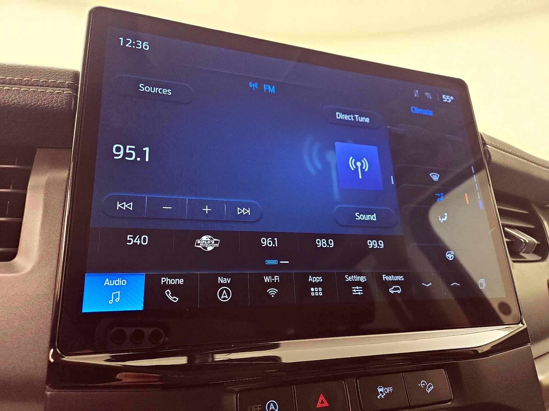 Thumbnail: 2024 Ford Expedition - 16