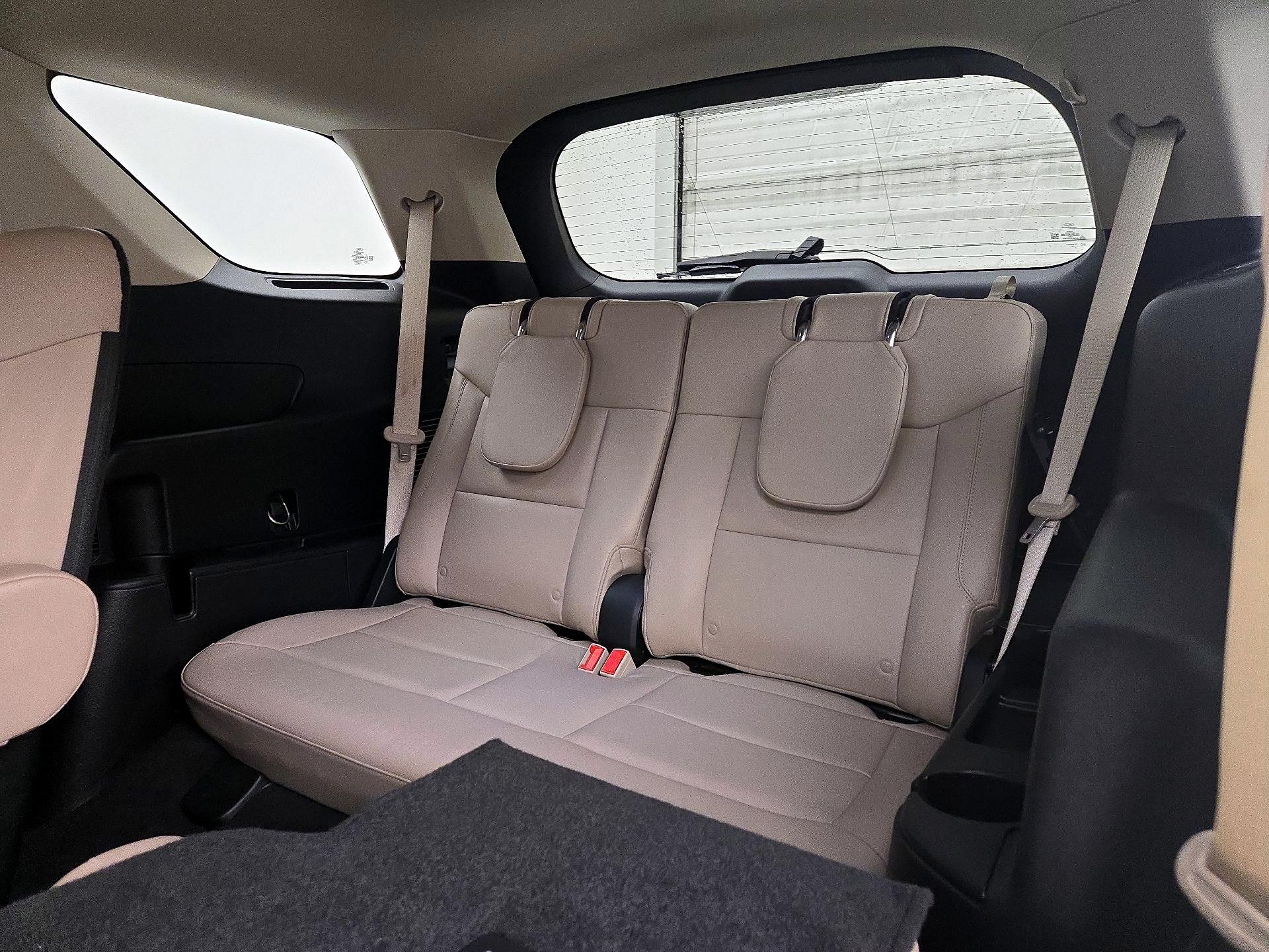 Thumbnail: 2022 Ford Explorer - 20