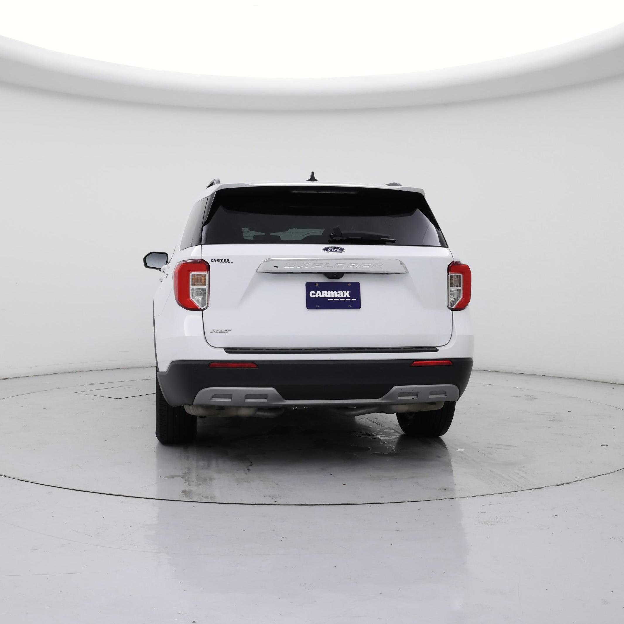 Thumbnail: 2022 Ford Explorer - 6