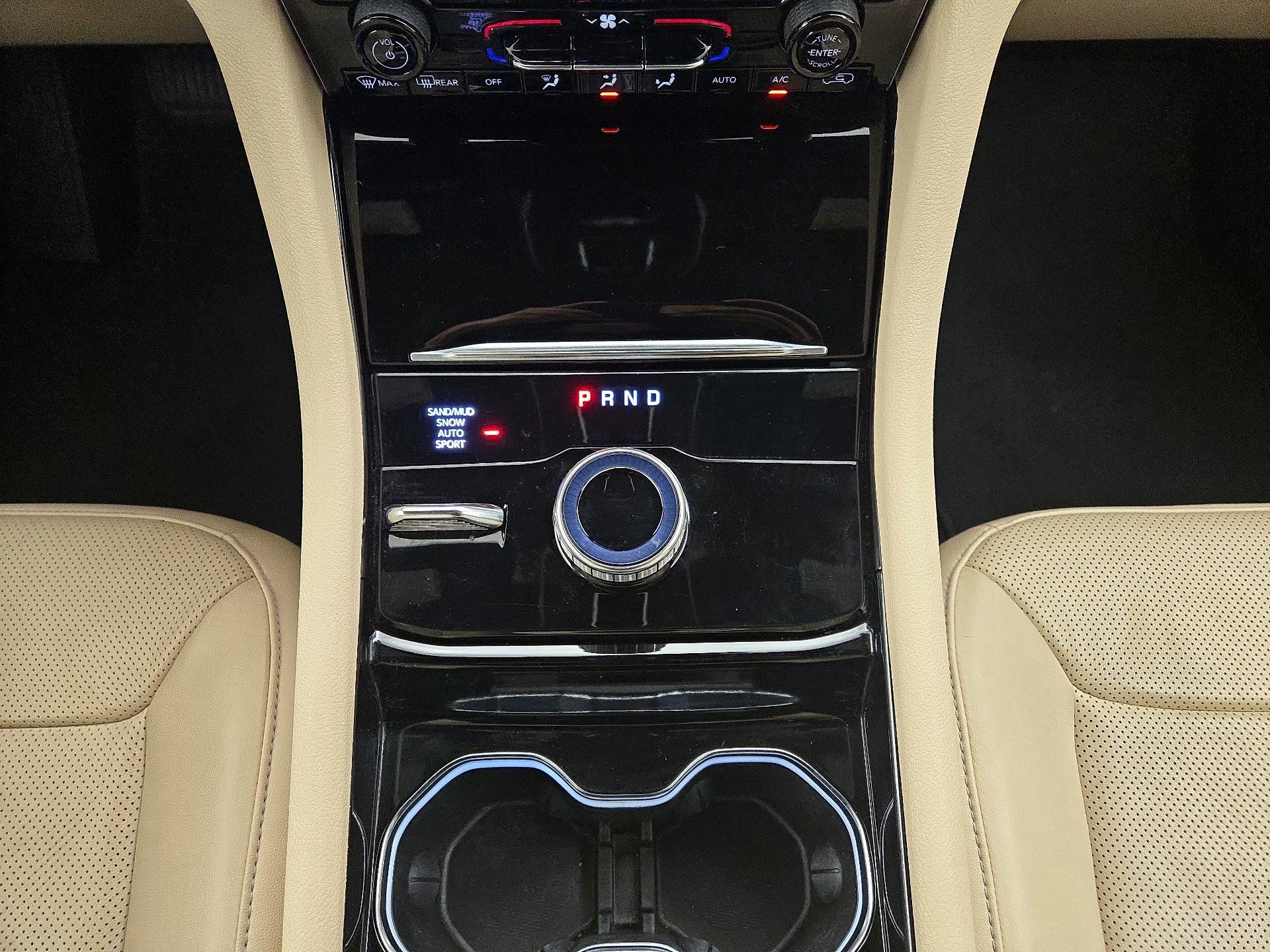 Thumbnail: 2023 Jeep Grand Cherokee - 18