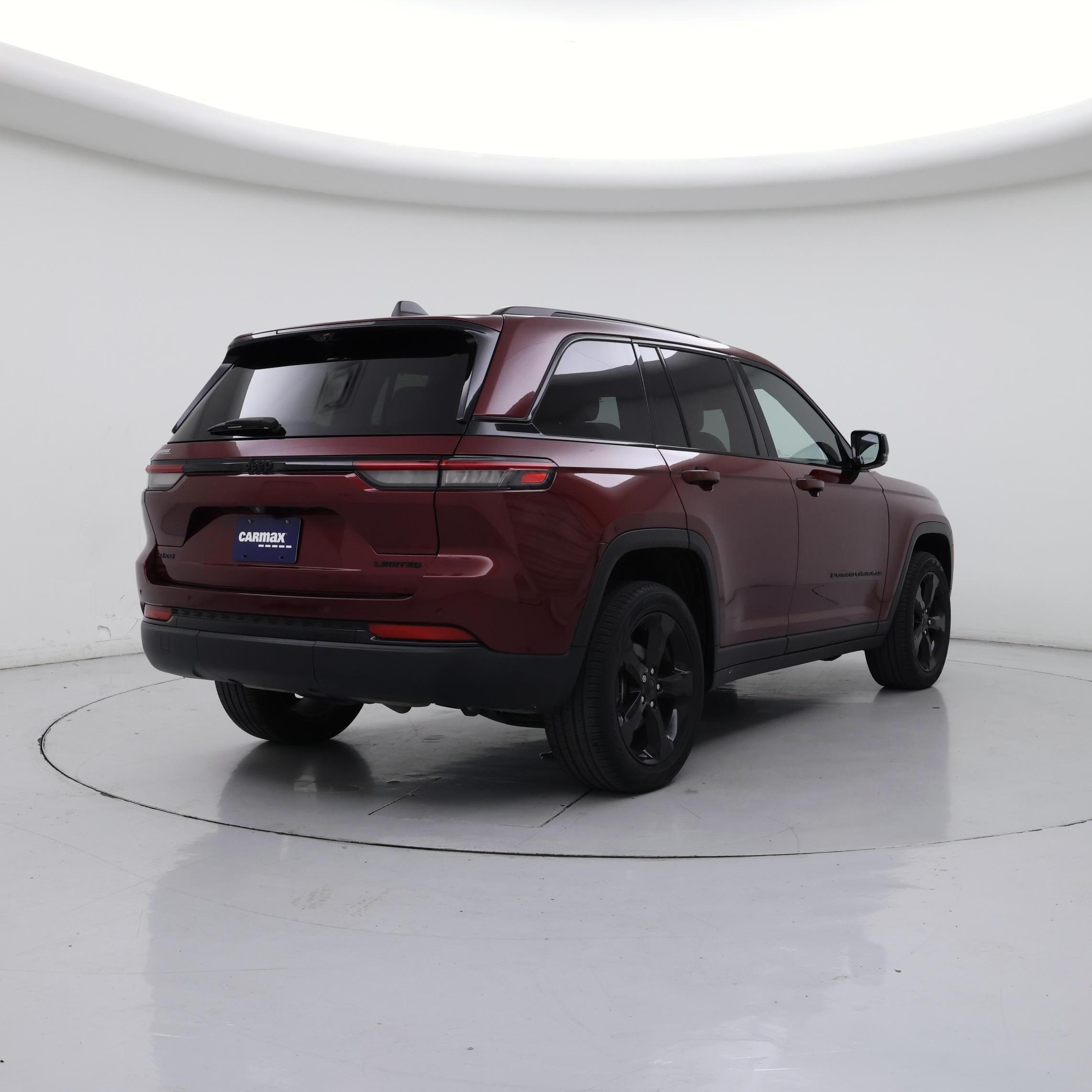 Thumbnail: 2023 Jeep Grand Cherokee - 8