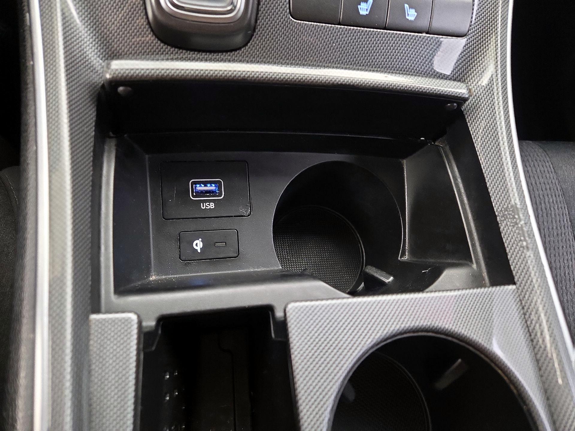 Thumbnail: 2021 Hyundai Santa Fe - 18