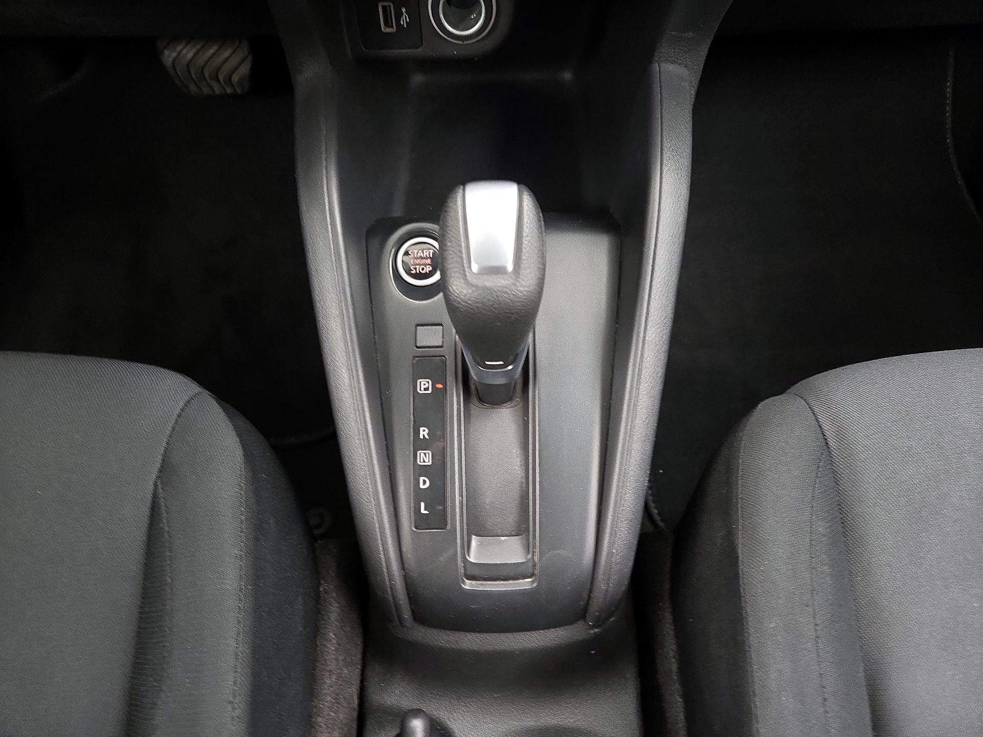 Thumbnail: 2023 Nissan Kicks - 17