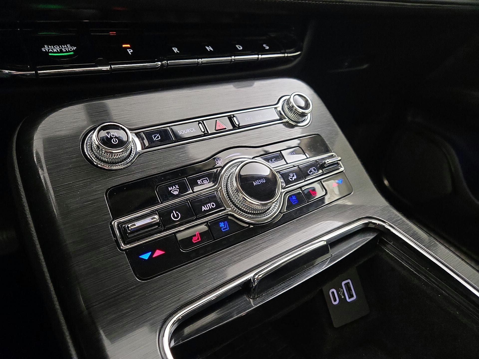 Thumbnail: 2021 Lincoln Nautilus - 17