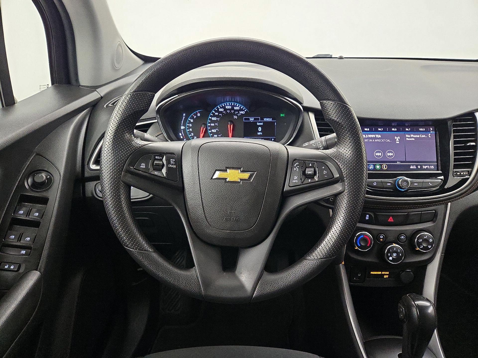 Thumbnail: 2020 Chevrolet Trax - 10