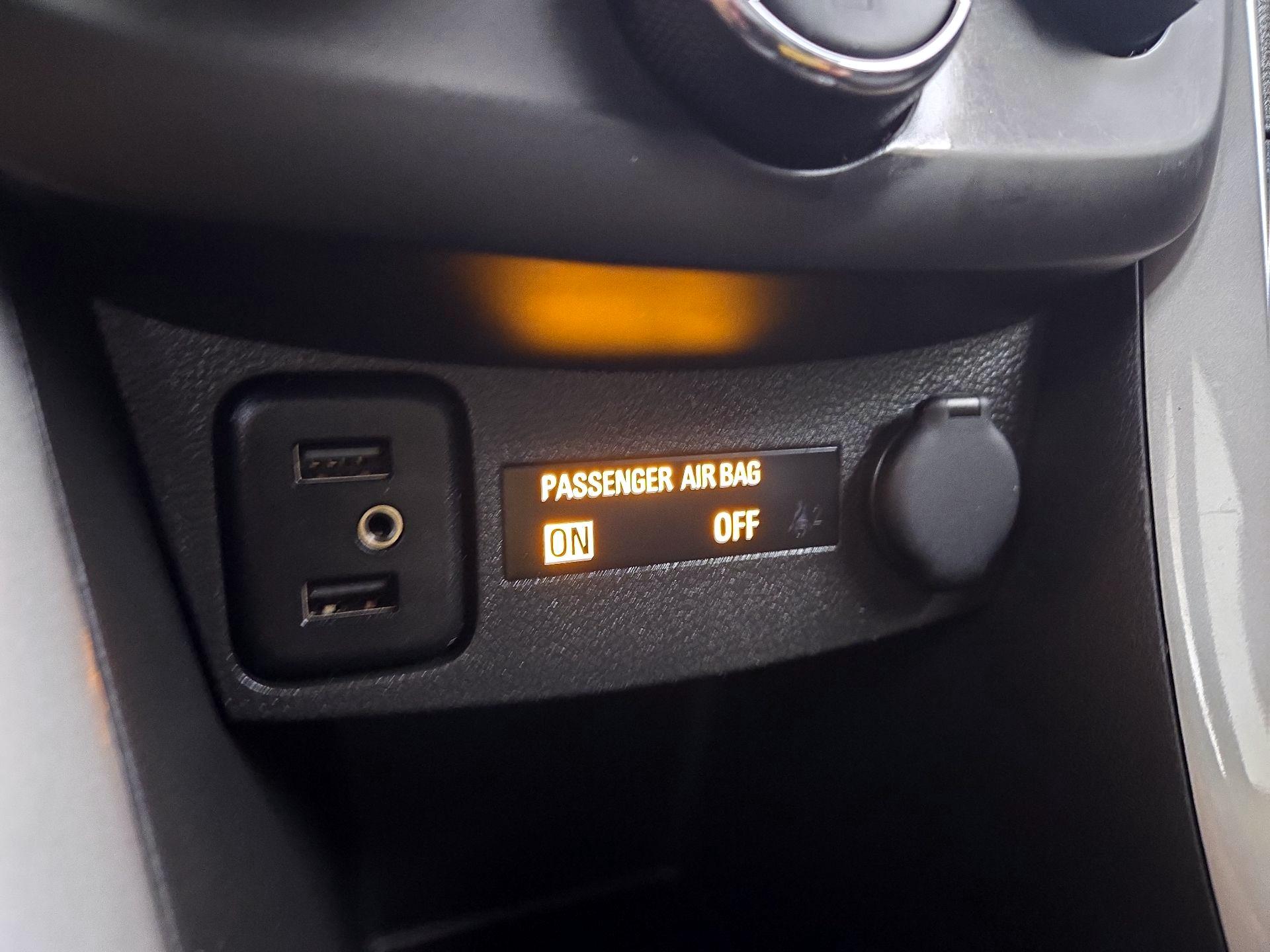 Thumbnail: 2020 Chevrolet Trax - 18