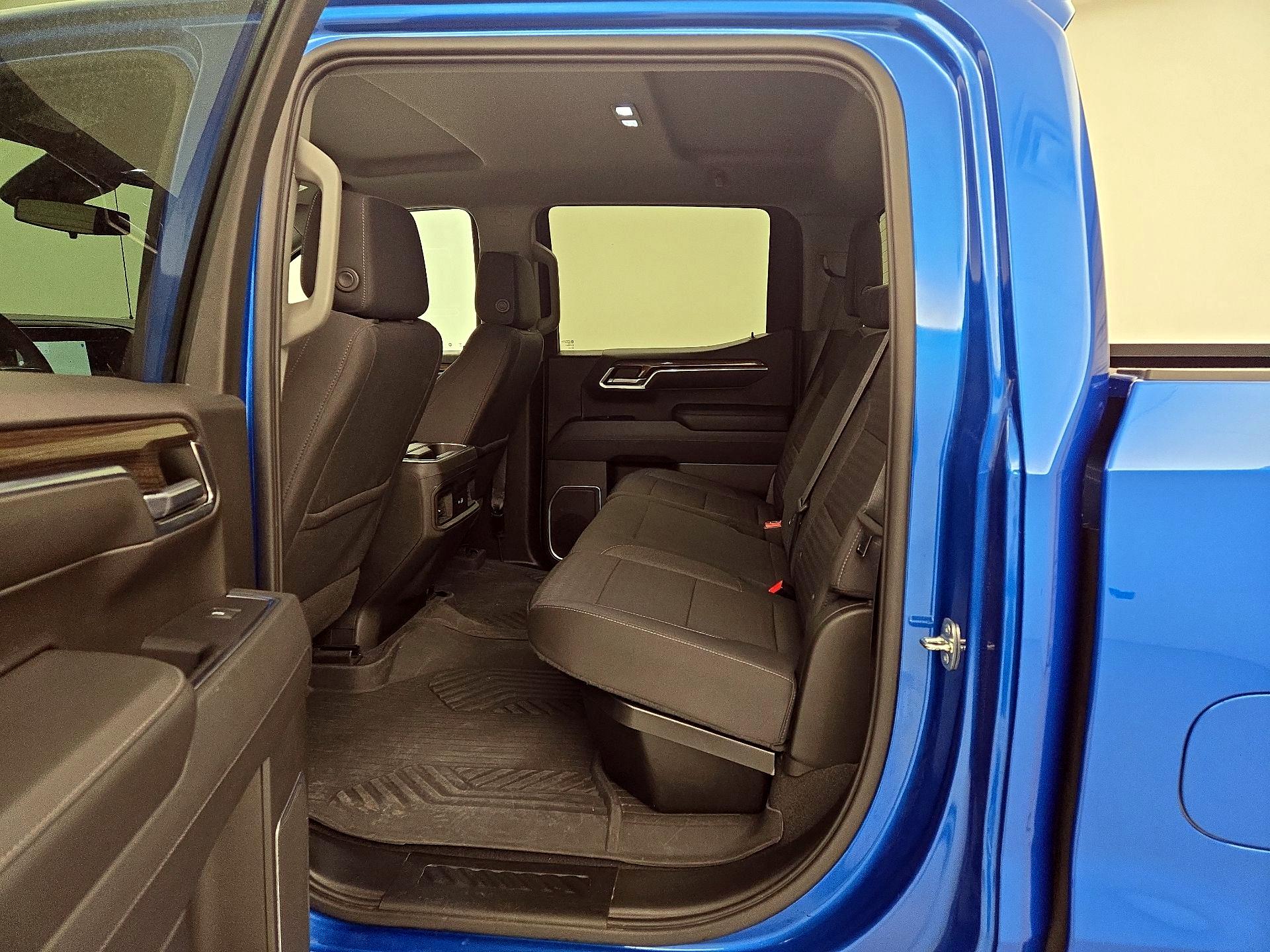 Thumbnail: 2022 Chevrolet Silverado 1500 - 20