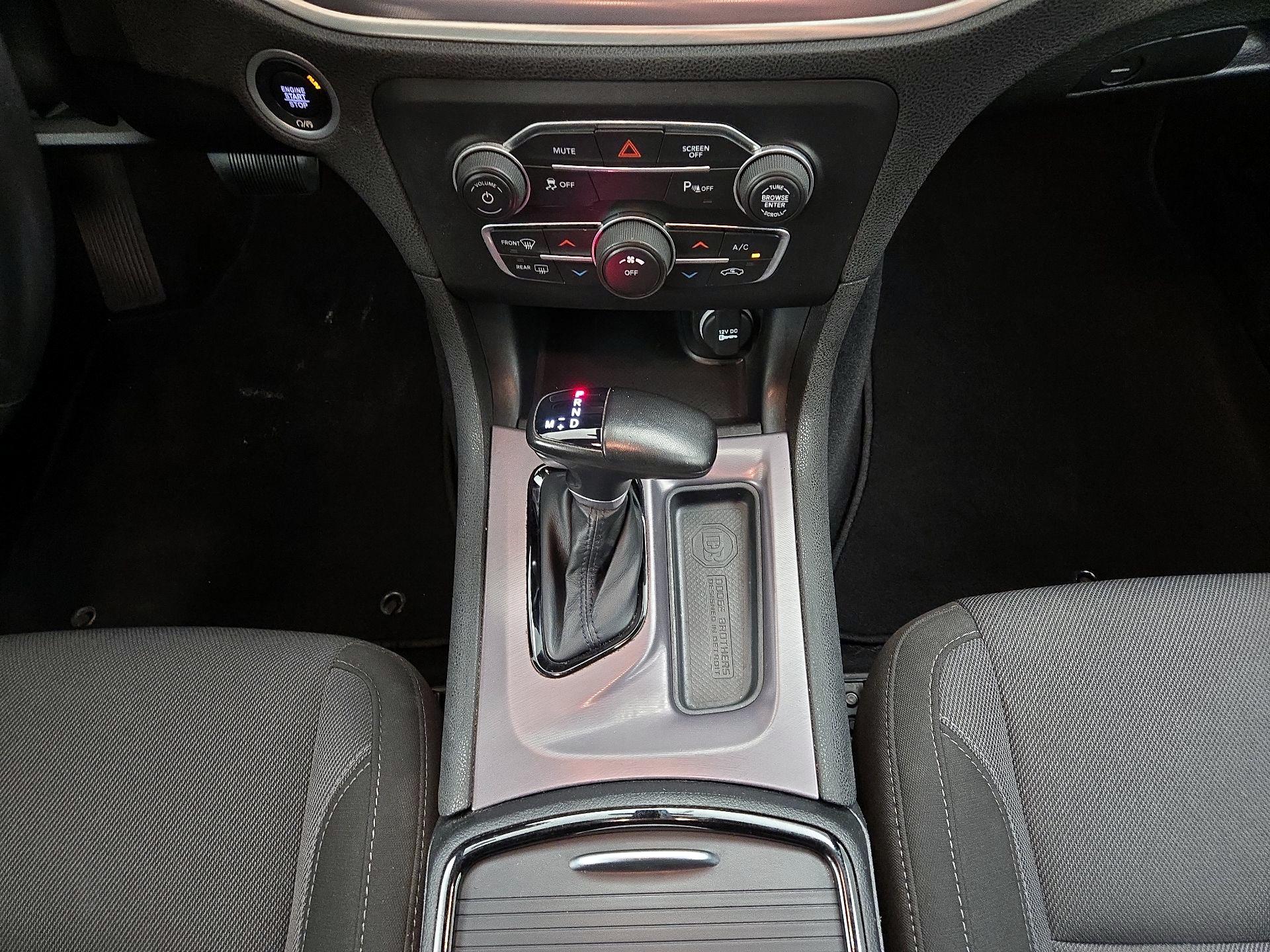 Thumbnail: 2022 Dodge Charger - 17