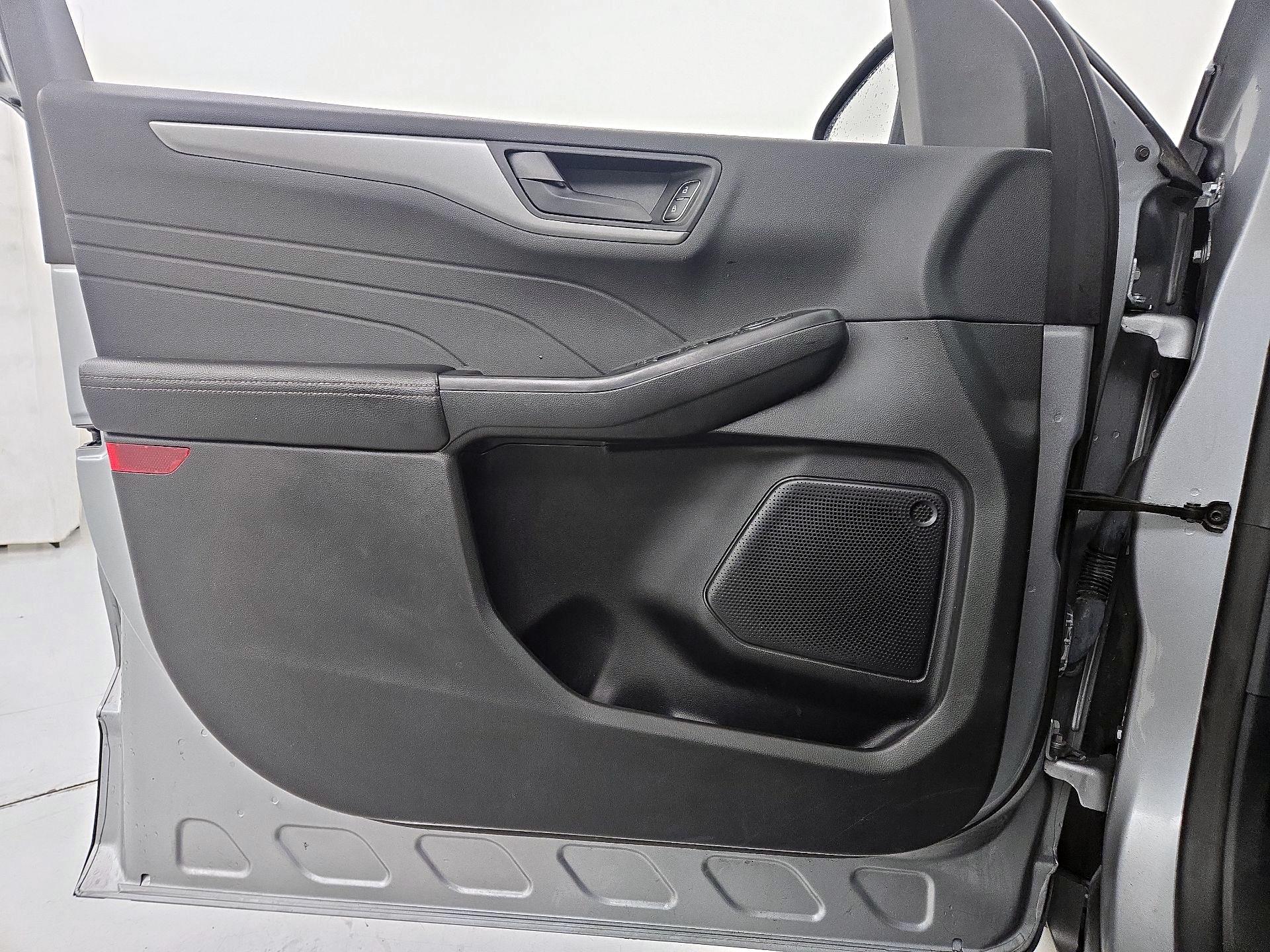 Thumbnail: 2023 Ford Escape - 12