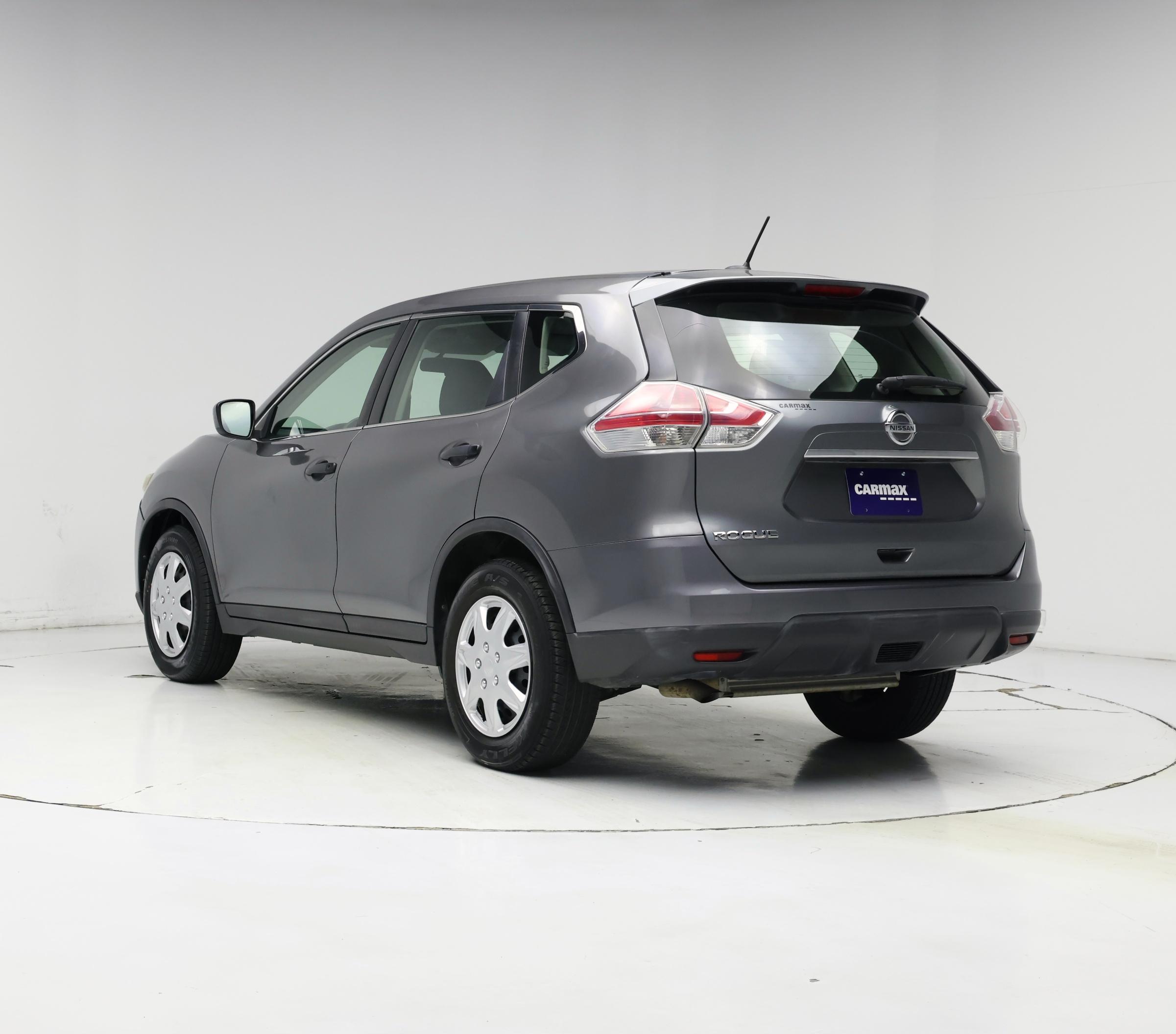Thumbnail: 2016 Nissan Rogue - 2