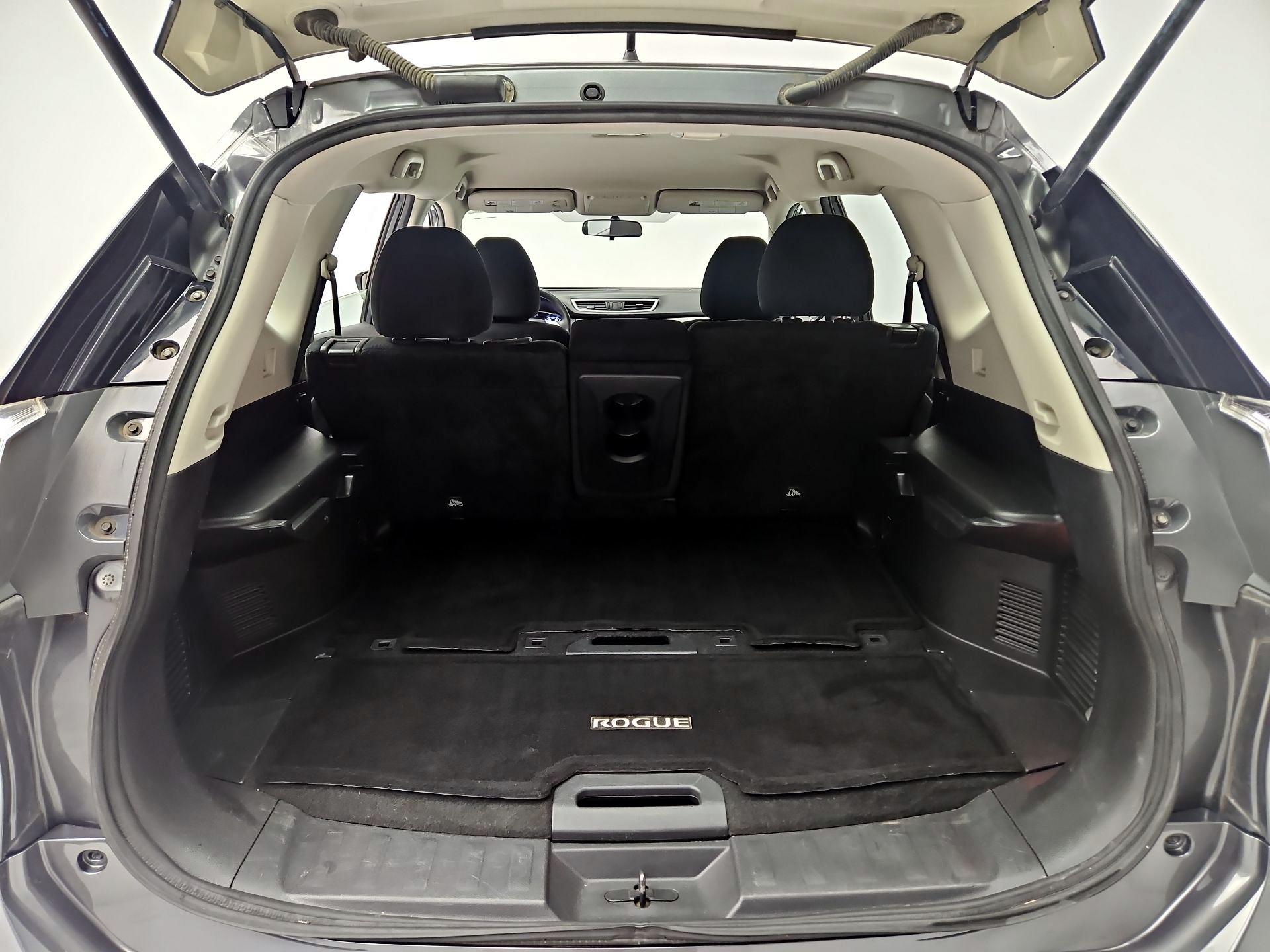 Thumbnail: 2016 Nissan Rogue - 20