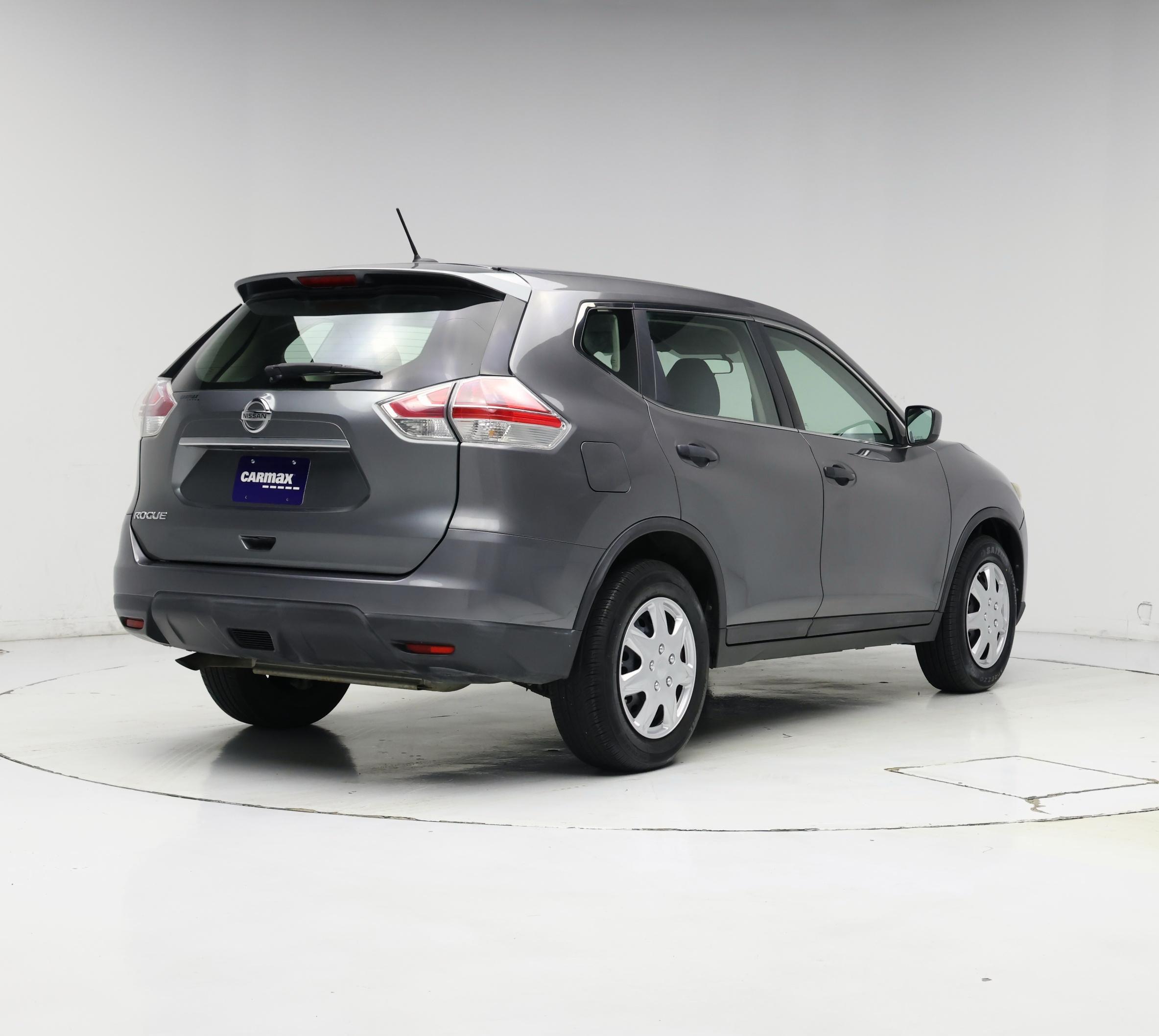 Thumbnail: 2016 Nissan Rogue - 8