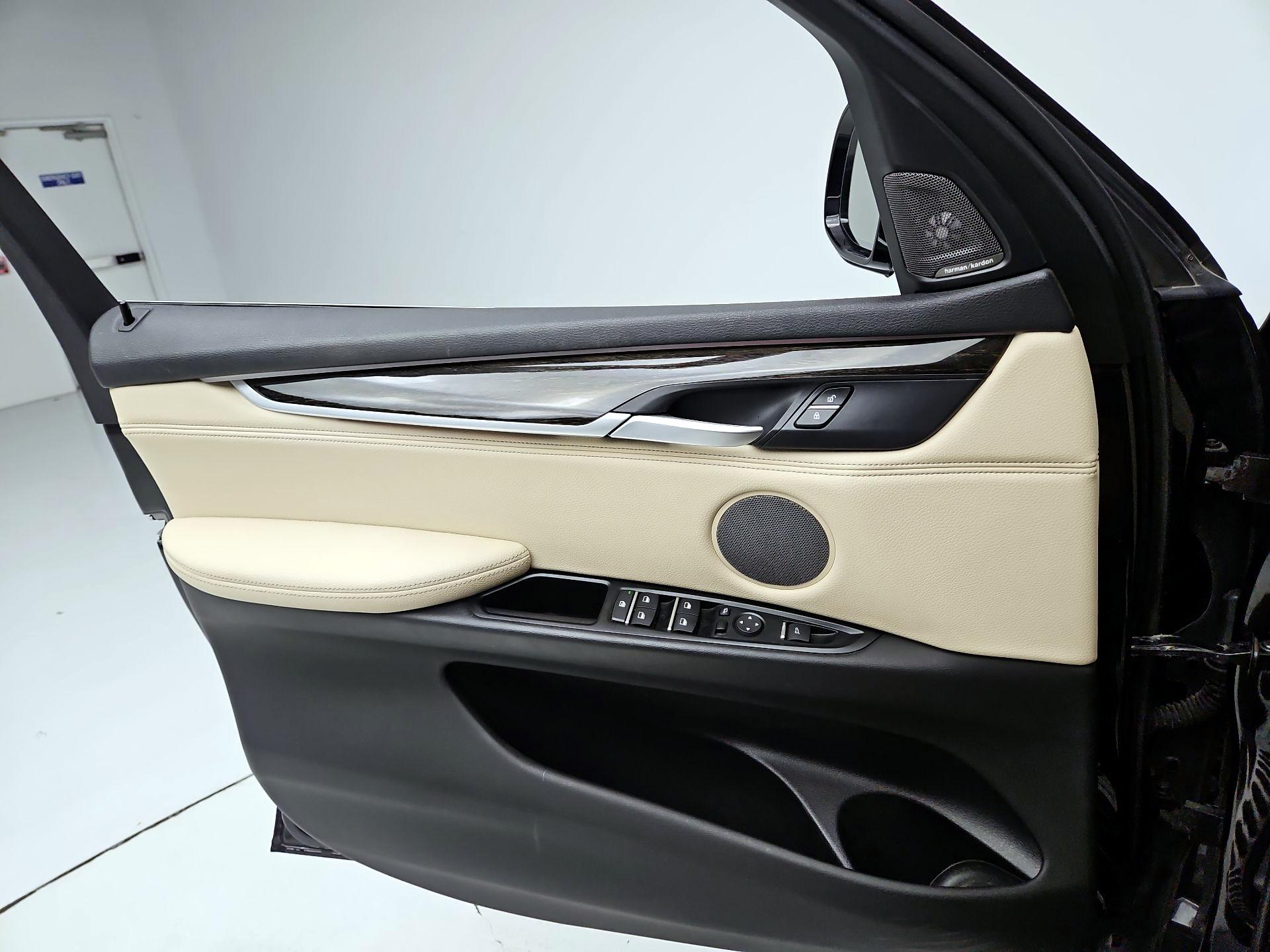 Thumbnail: 2018 BMW X5 - 12