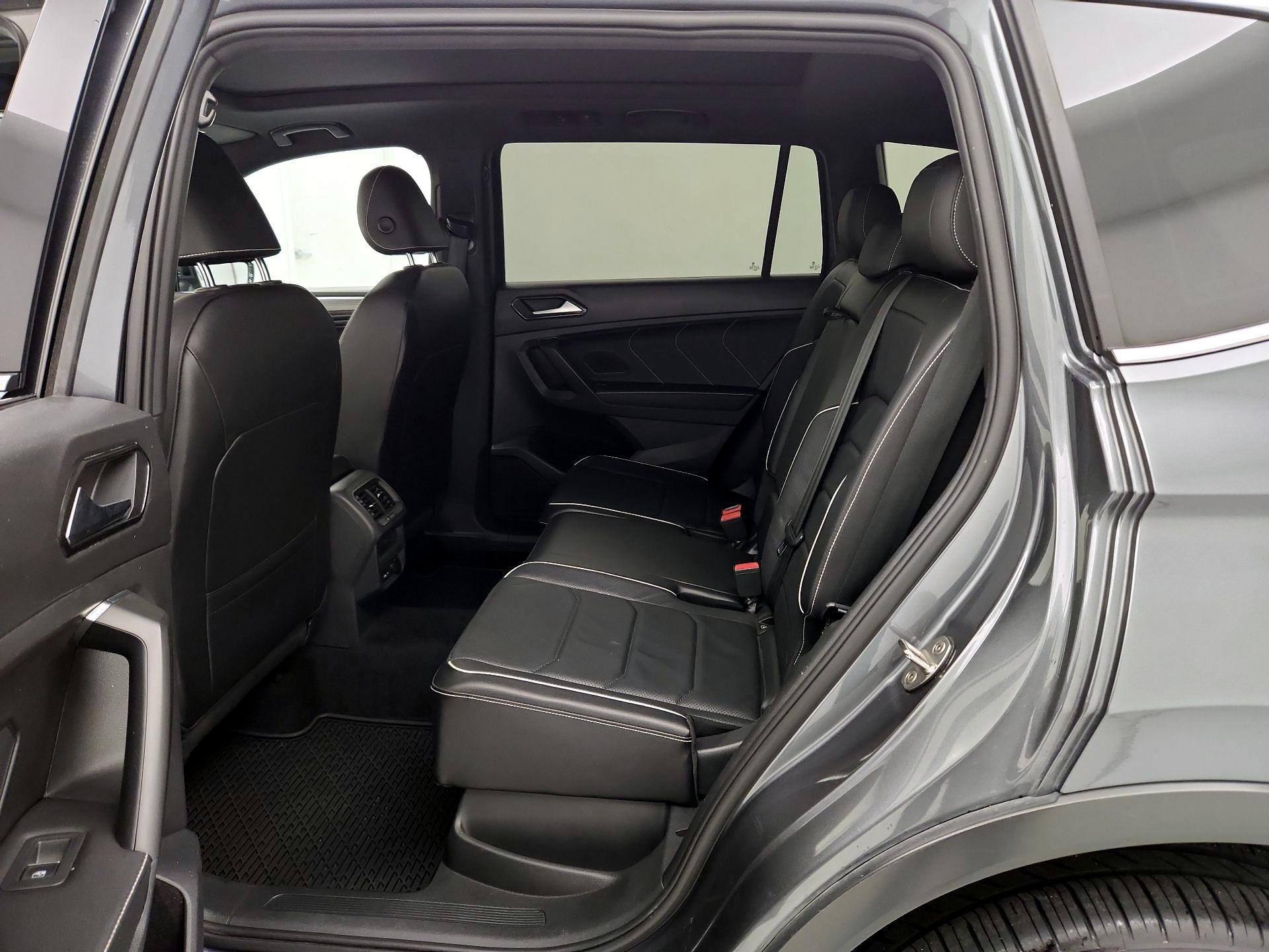 Thumbnail: 2022 Volkswagen Tiguan - 20