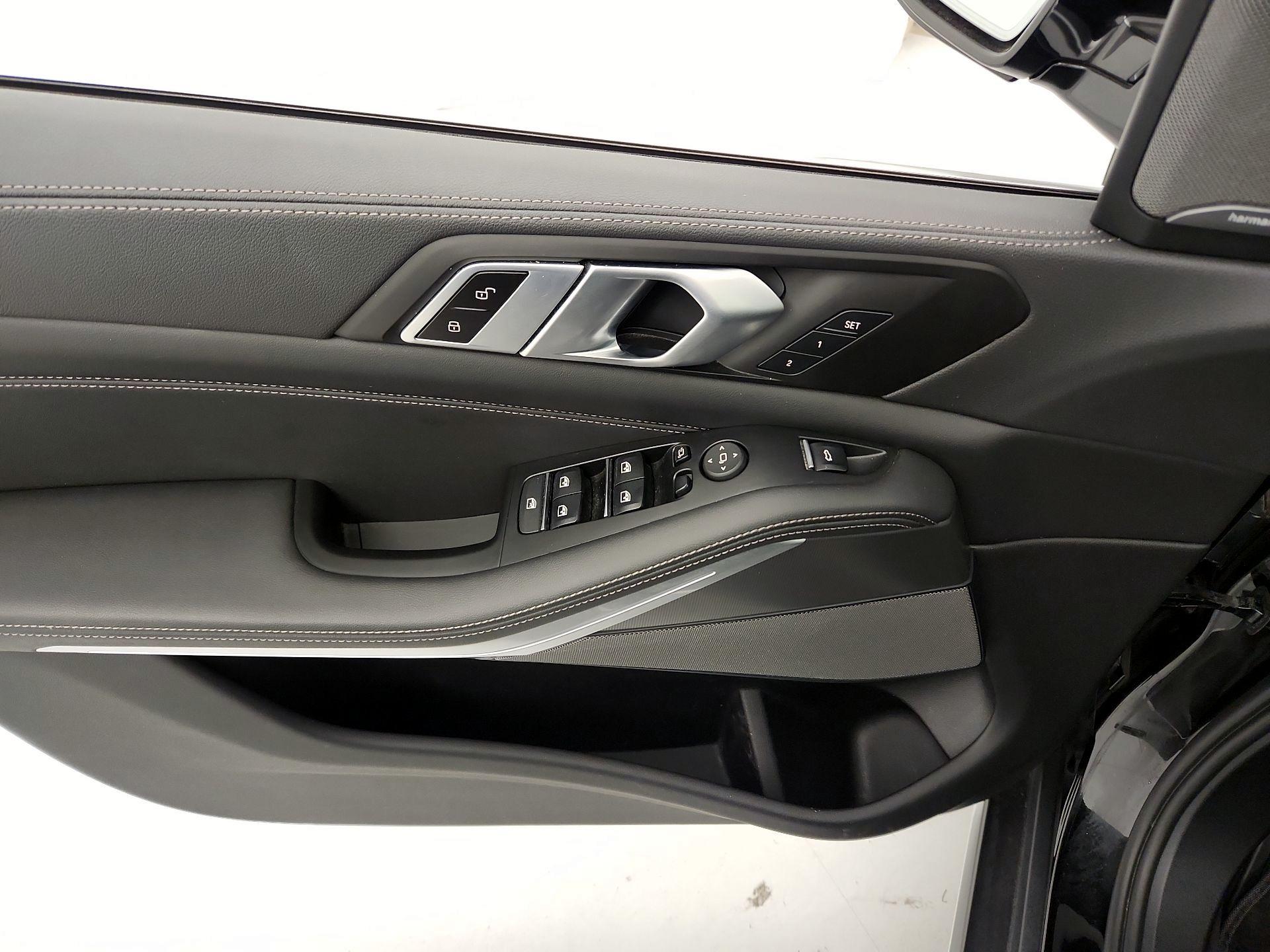 Thumbnail: 2023 BMW X5 - 12