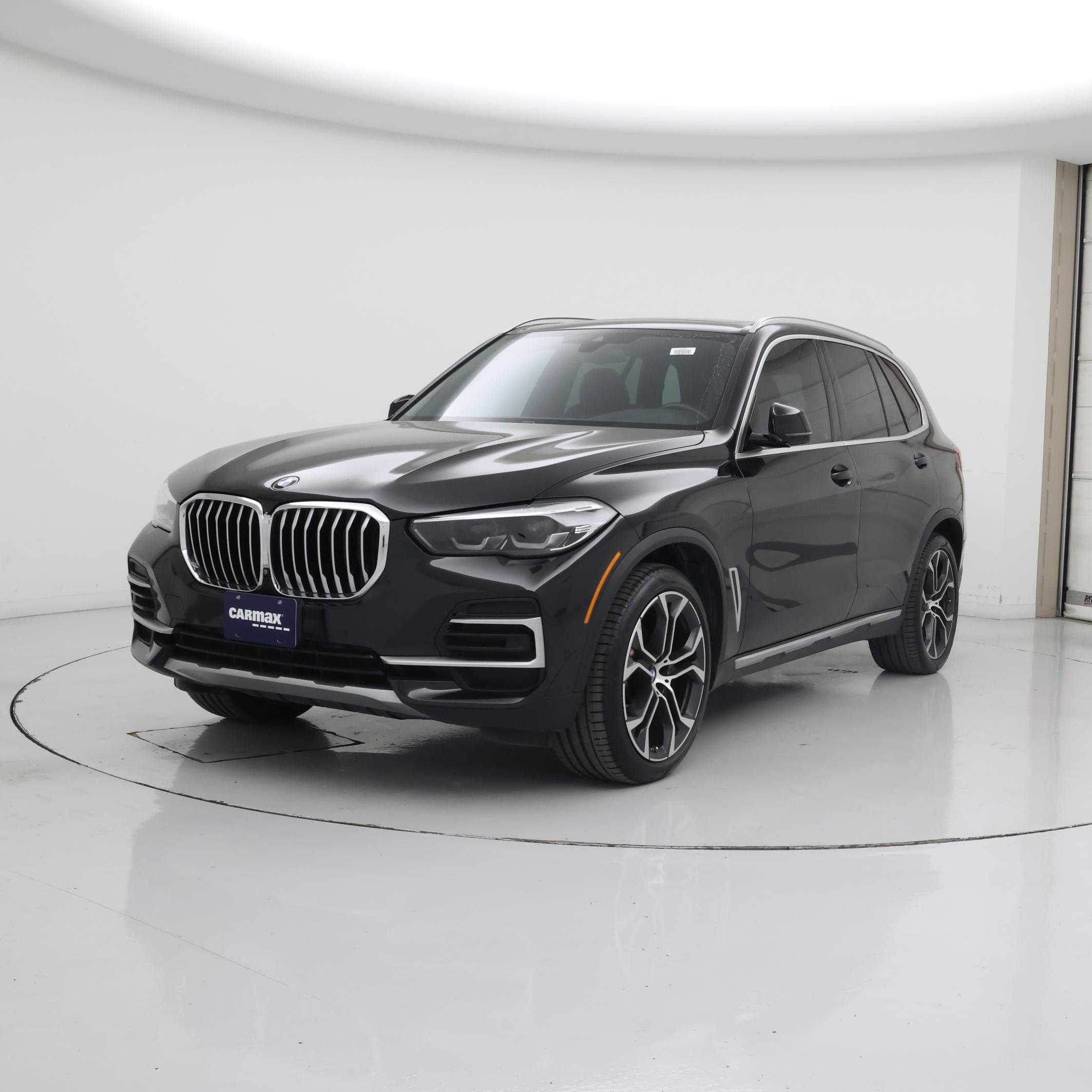 Thumbnail: 2023 BMW X5 - 4