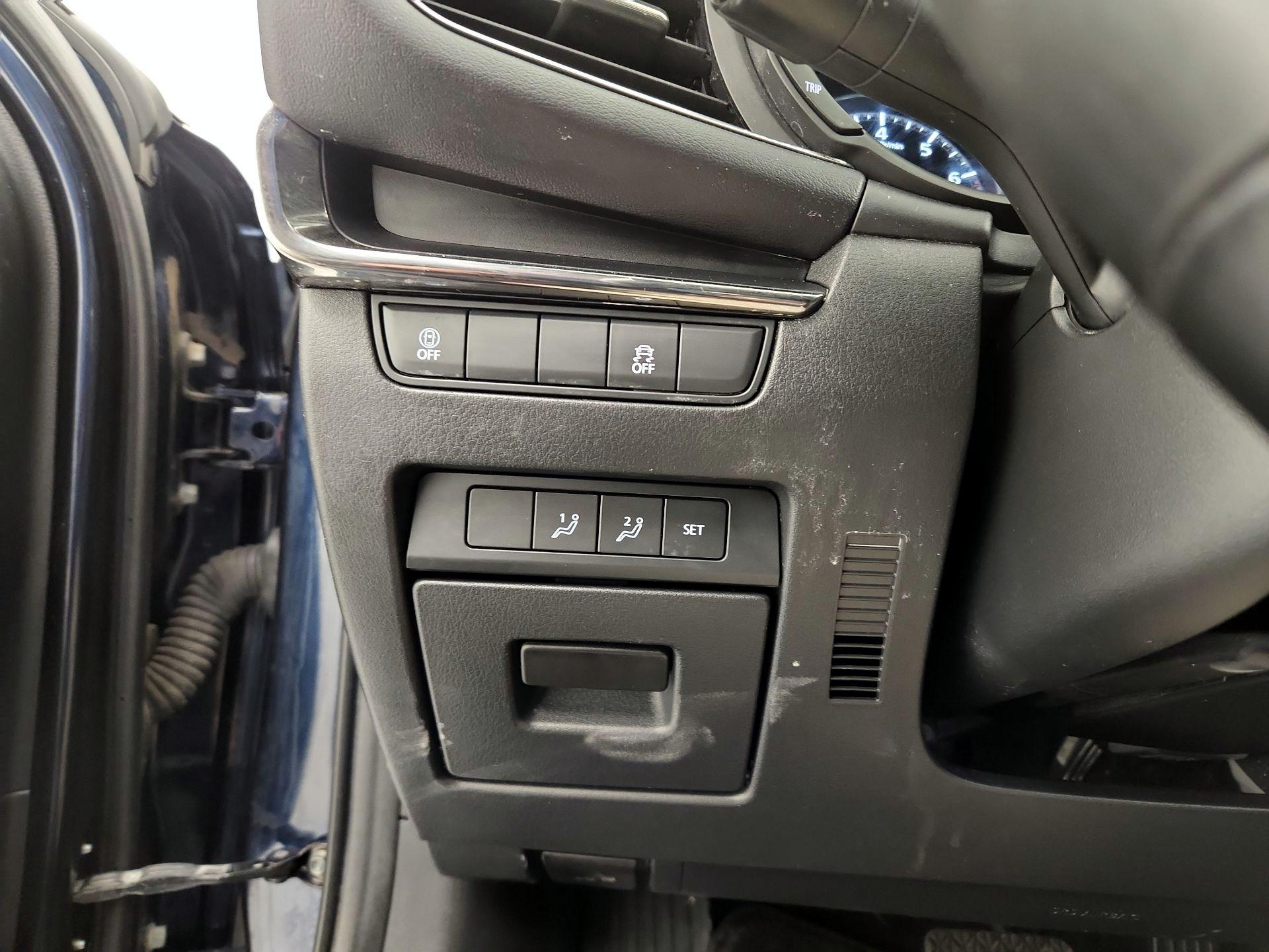 Thumbnail: 2023 Mazda Mazda3 - 13