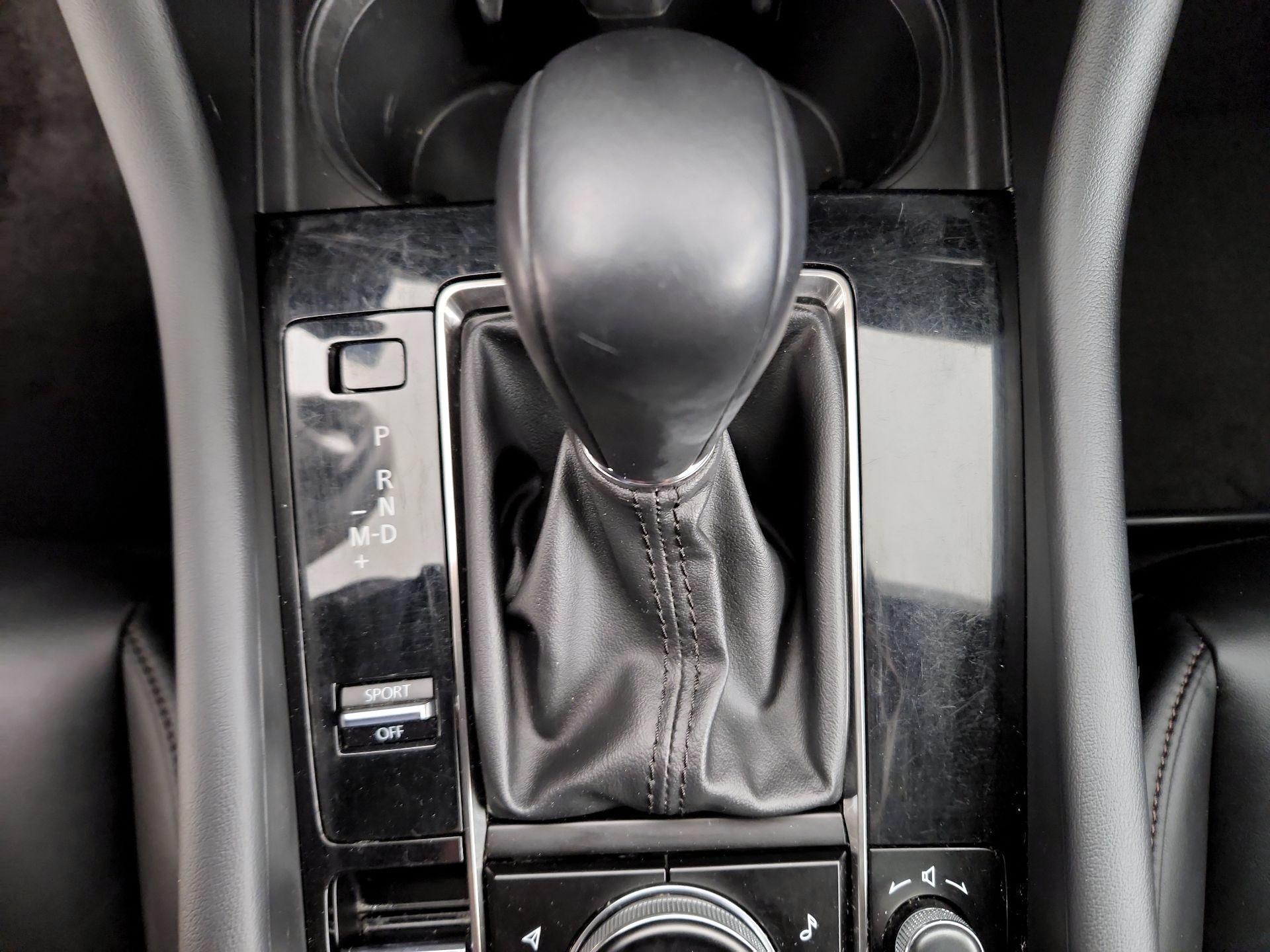 Thumbnail: 2023 Mazda Mazda3 - 17