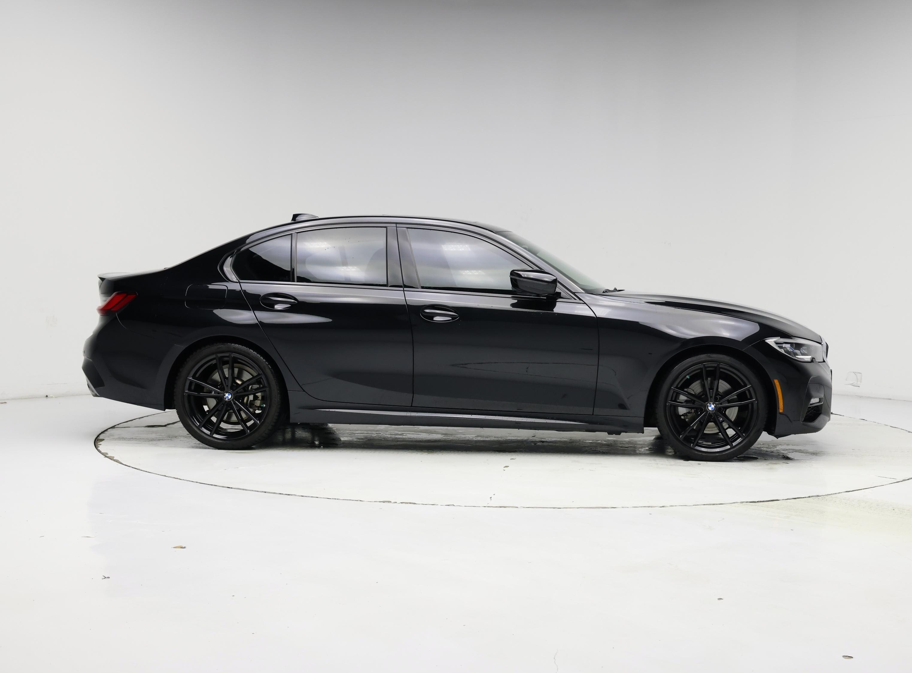 Thumbnail: 2022 BMW 3 Series - 7