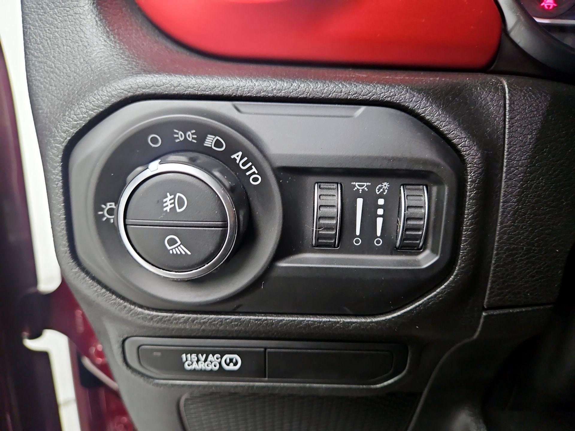 Thumbnail: 2021 Jeep Gladiator - 13