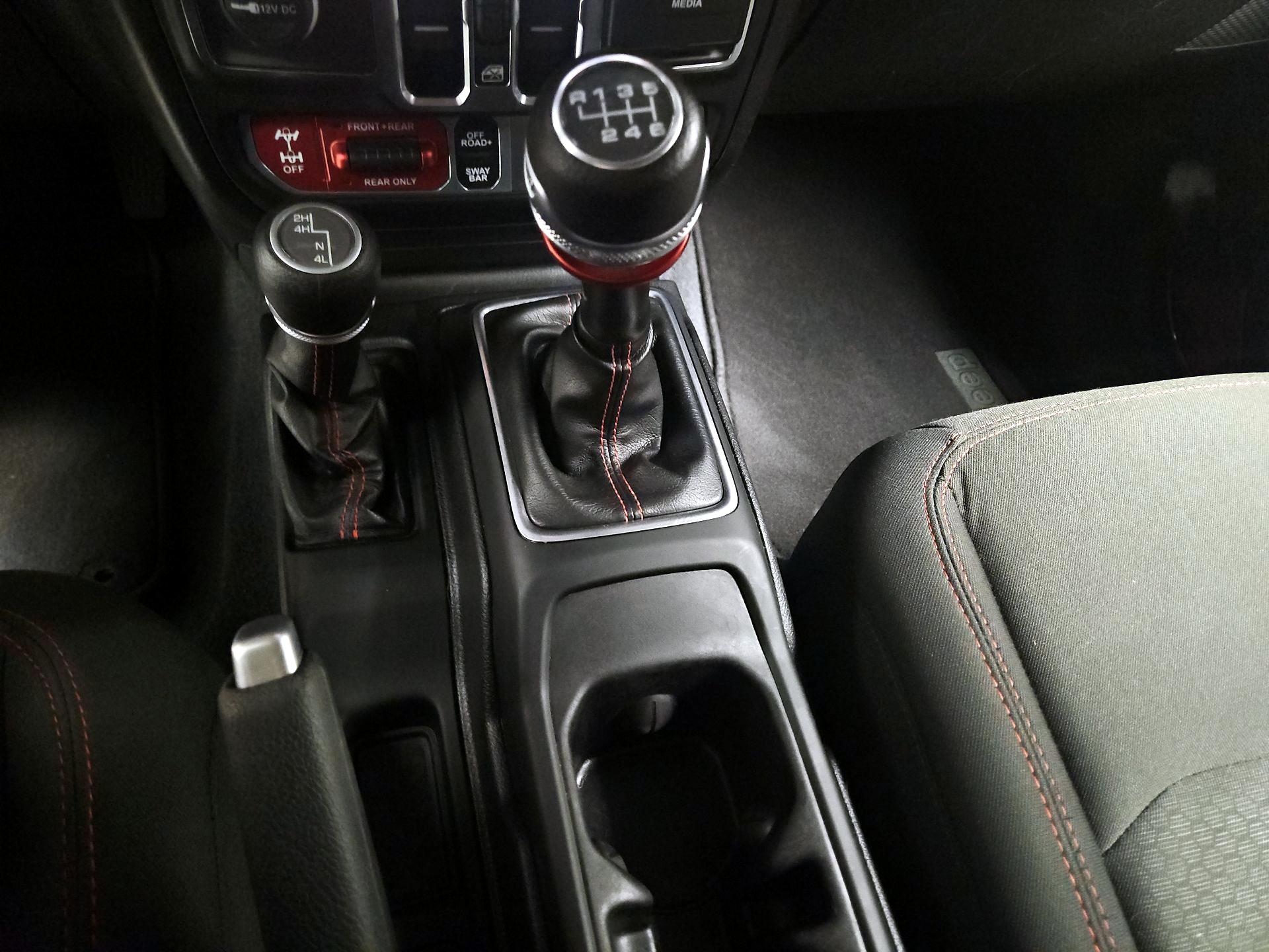 Thumbnail: 2021 Jeep Gladiator - 18