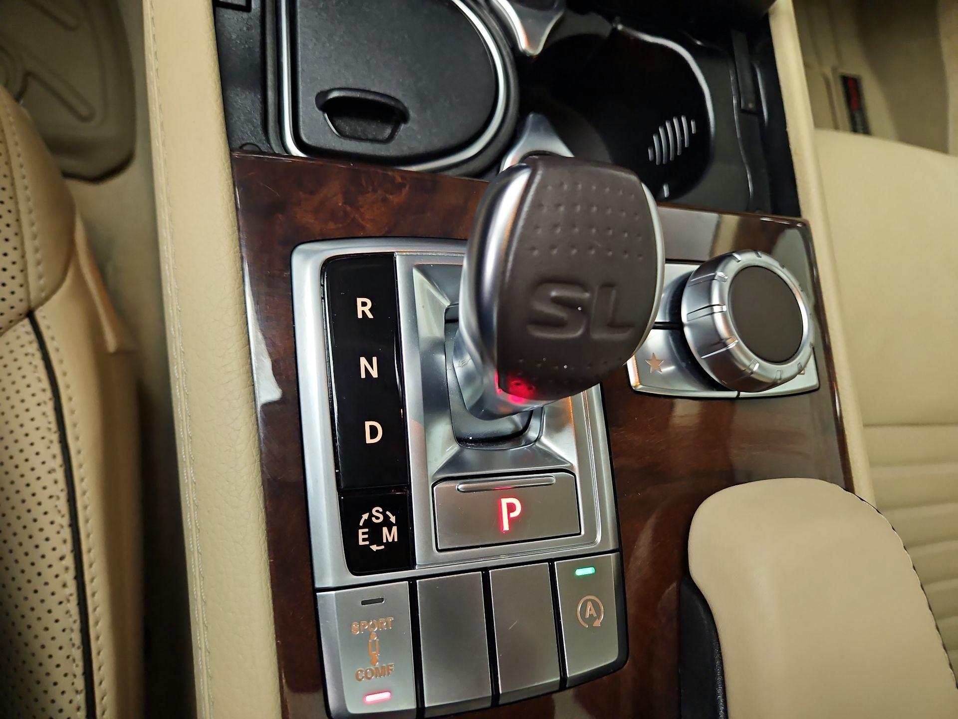 Thumbnail: 2015 Mercedes-Benz SL-Class - 17