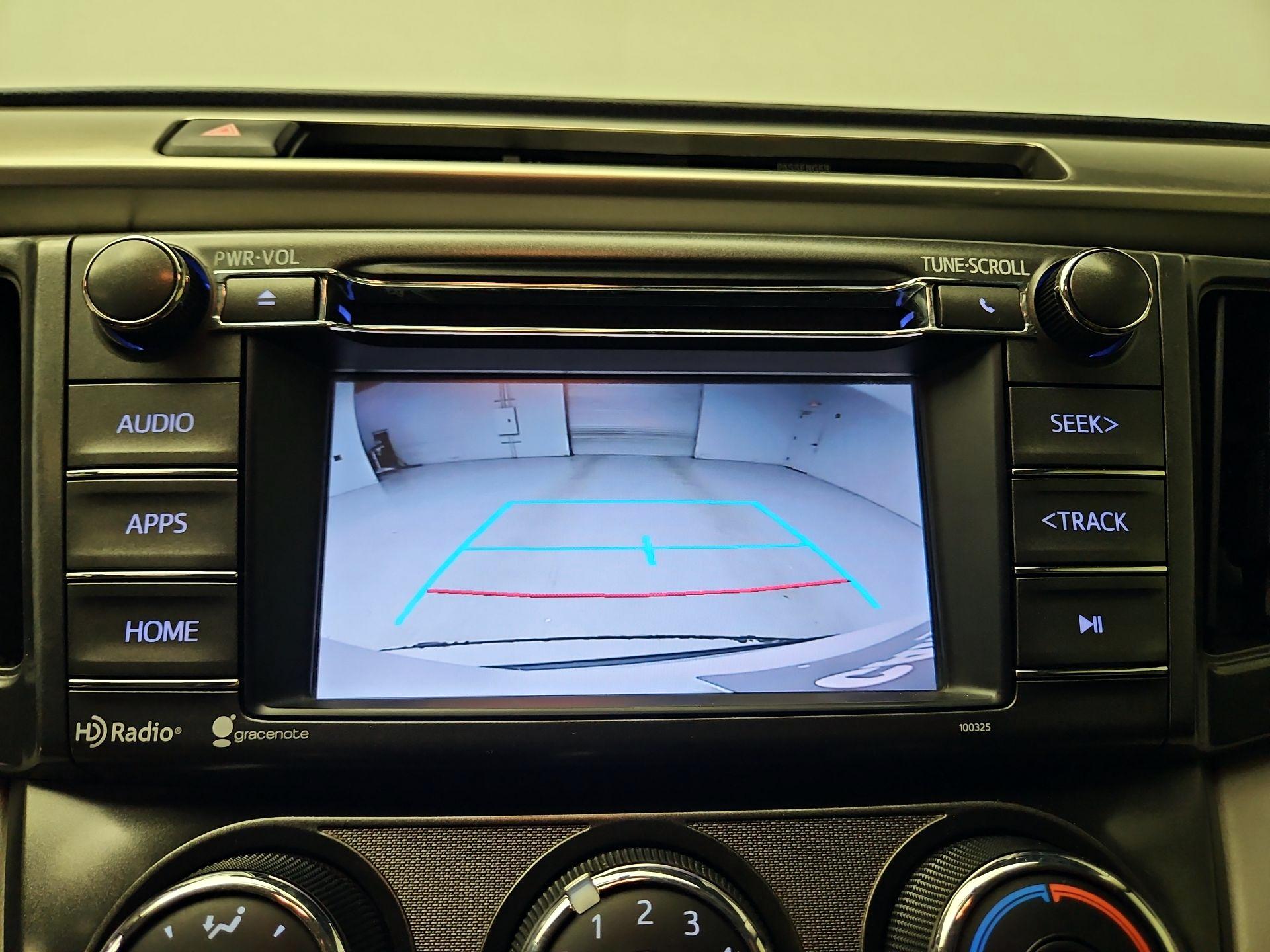 Thumbnail: 2015 Toyota RAV4 - 14